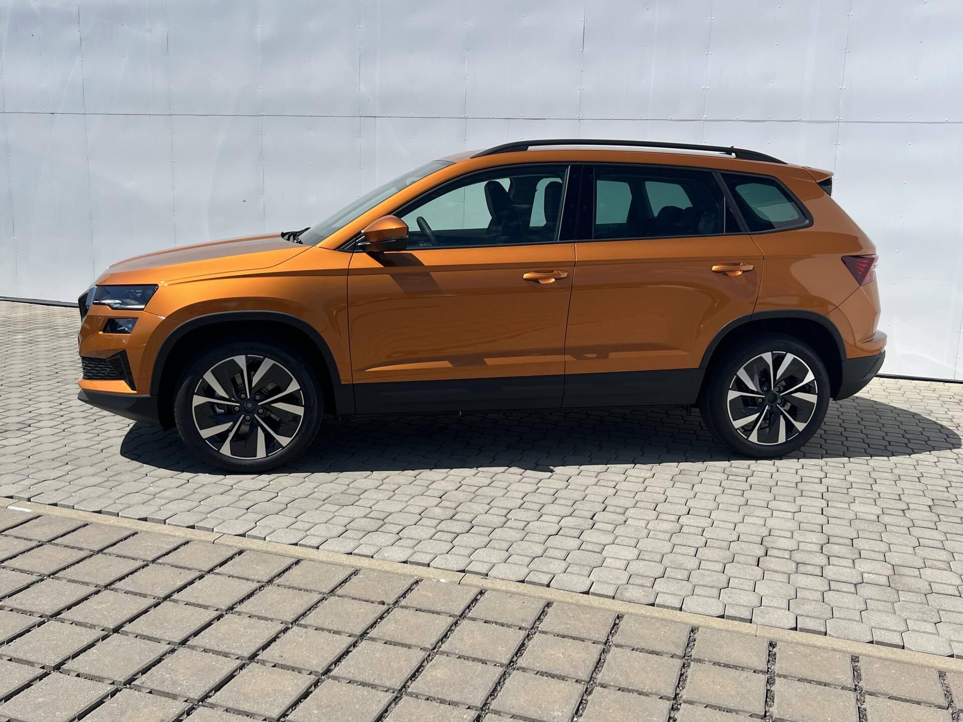 Škoda Karoq, Dynamic7DSG 1,5 TSI - fotka 2