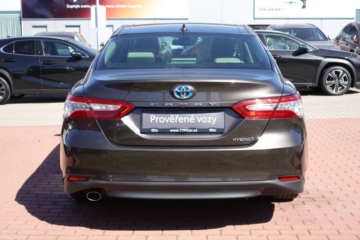 Toyota Camry, 2,5 HSD Executive - fotka 5