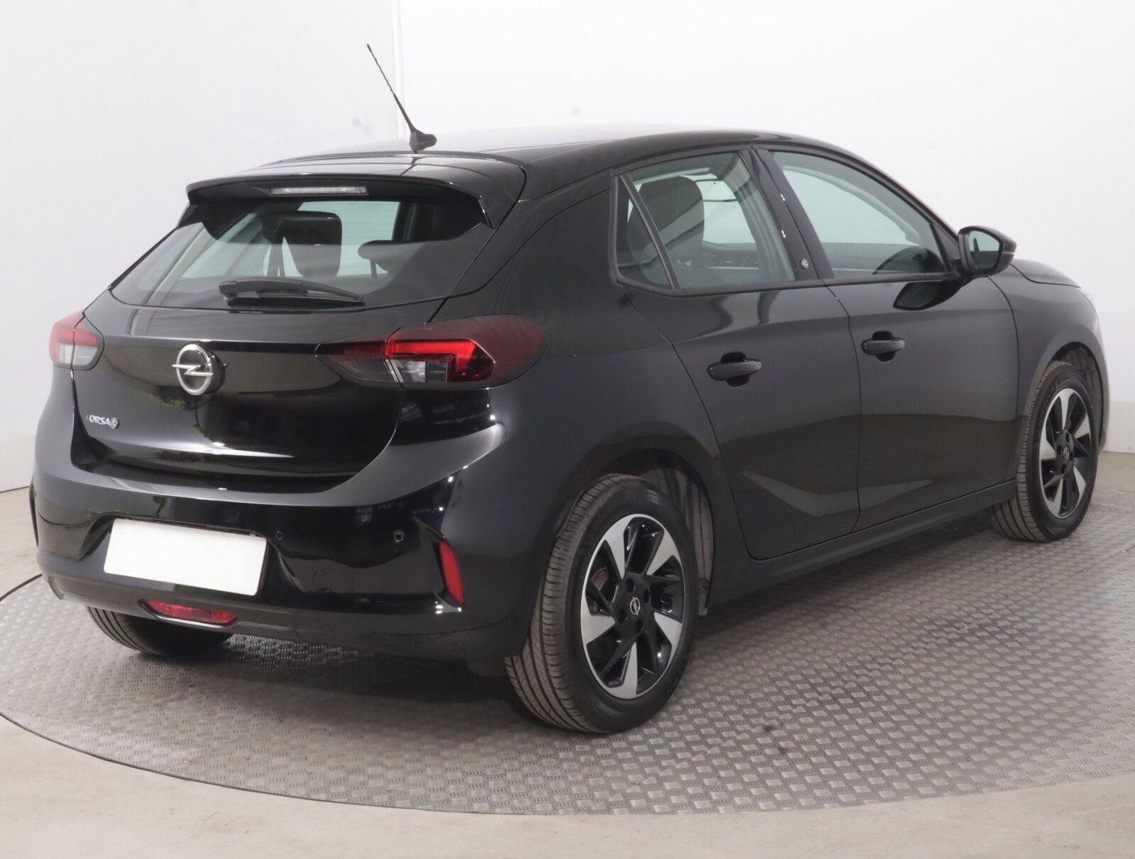 Opel Corsa, 50 kWh, Elegance, Automat - fotka 5