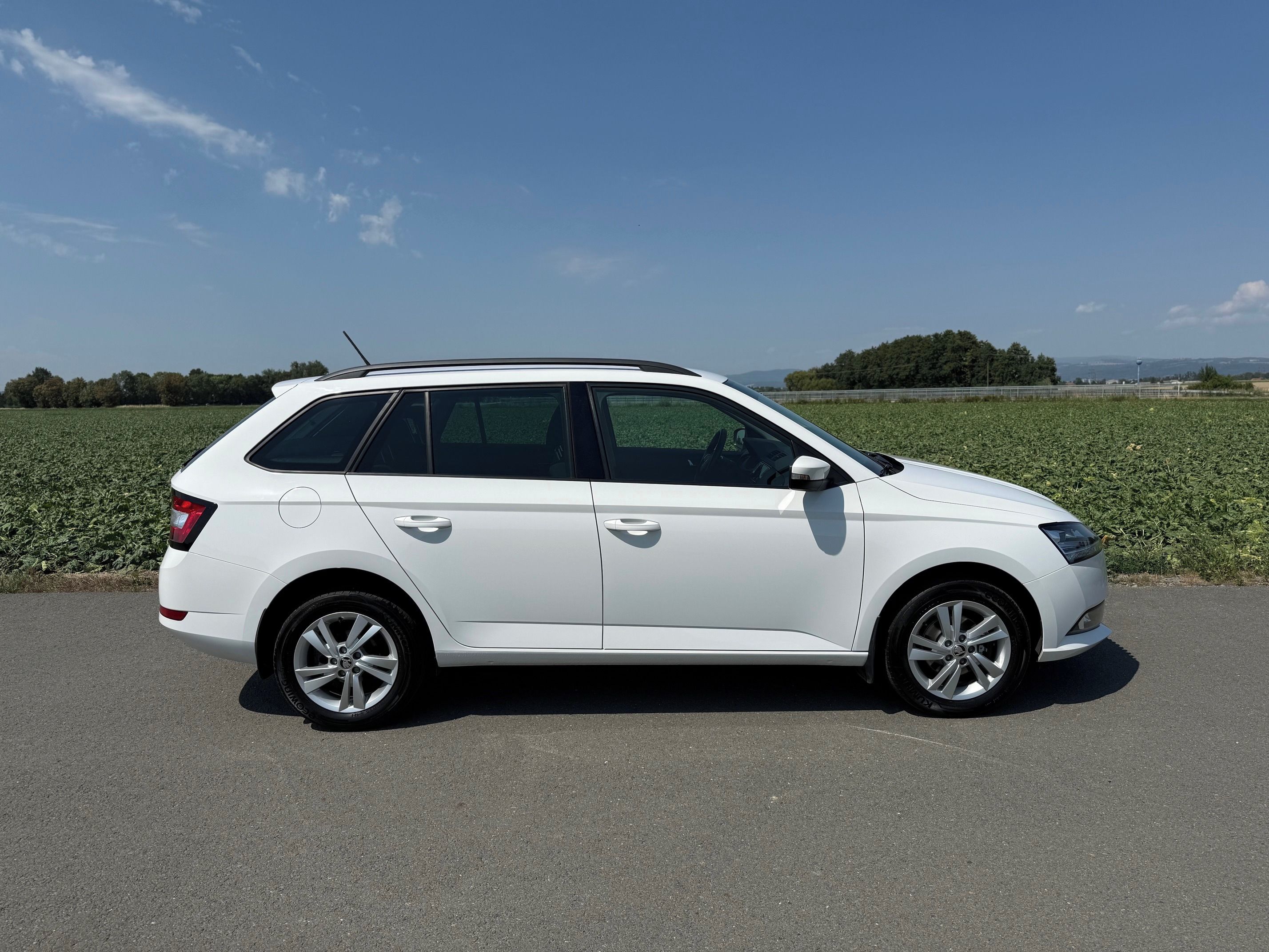 Škoda Fabia, Combi 1.0TSI Full Led, Výhřev - fotka 4