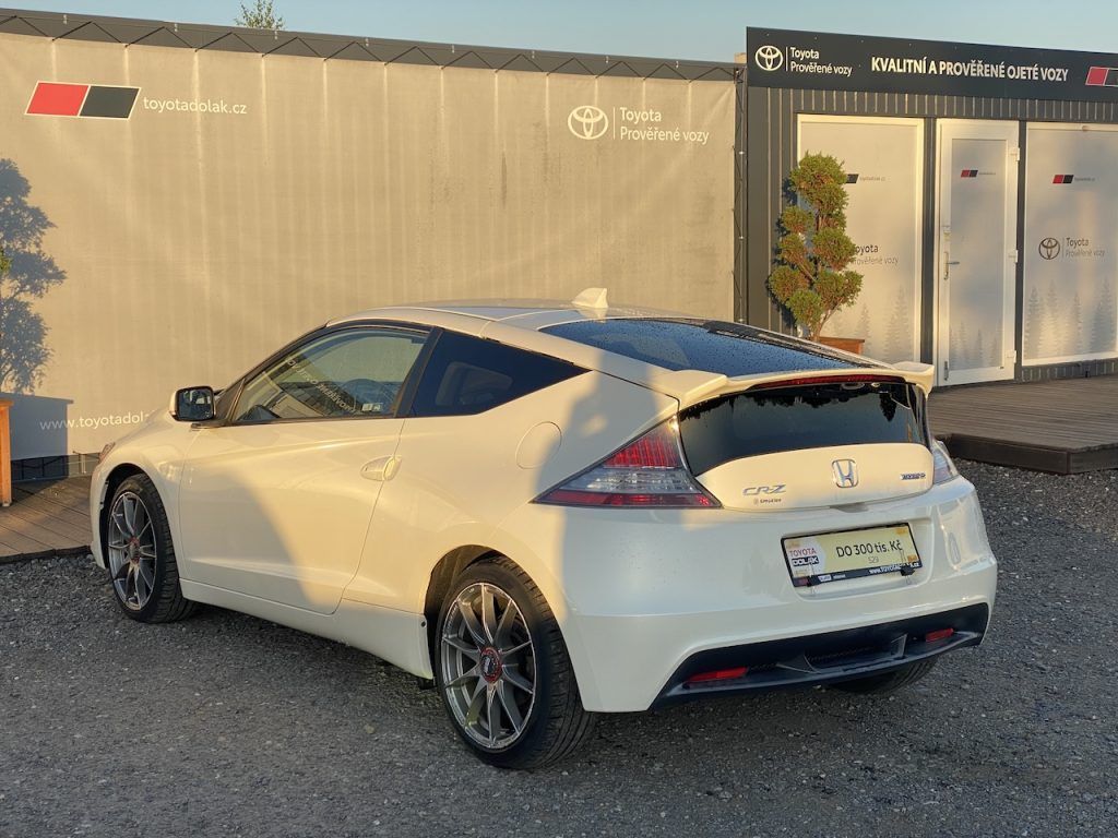 Honda CR-Z, 1.5i, ČR, manual, 2x kola - fotka 5