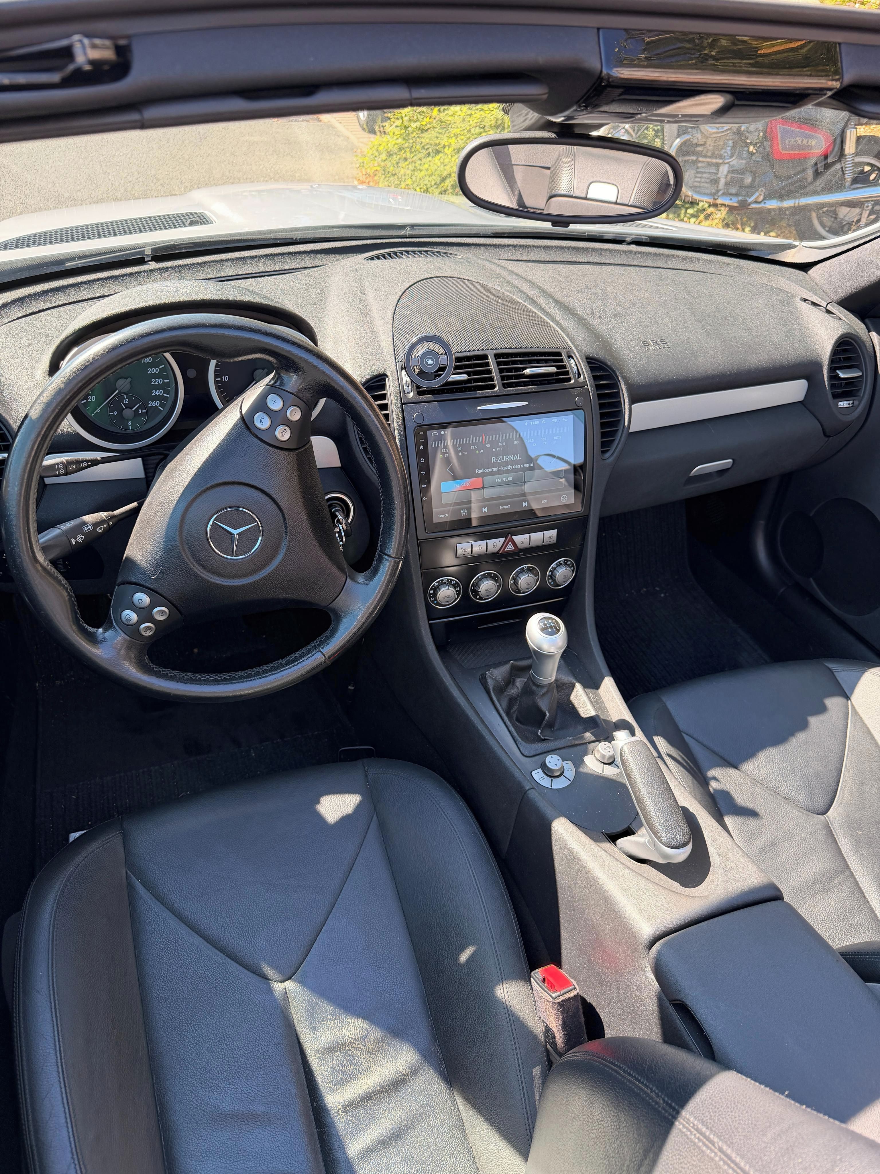 Mercedes-Benz SLK, 200 Kompressor - fotka 3
