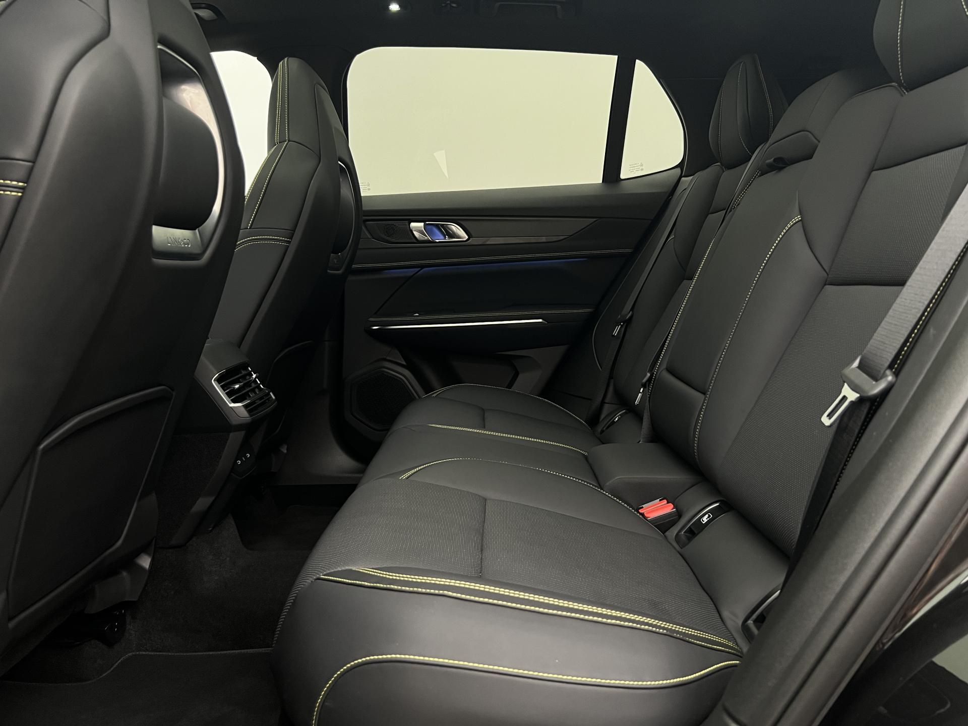 Lynk & Co 01, MORE PHEV AUT CZ 1.maj - fotka 5