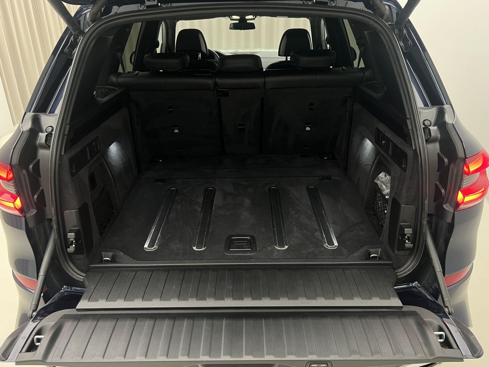 BMW X5, XDrive 30d M-Paket AUT - fotka 5