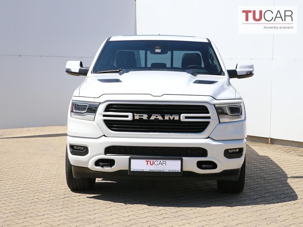 RAM 1500, Laramie 5.7 V8 HEMI