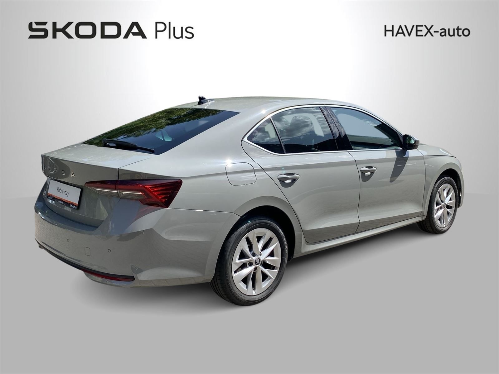 Škoda Octavia, 2.0 TDI DSG Top Selection - fotka 2