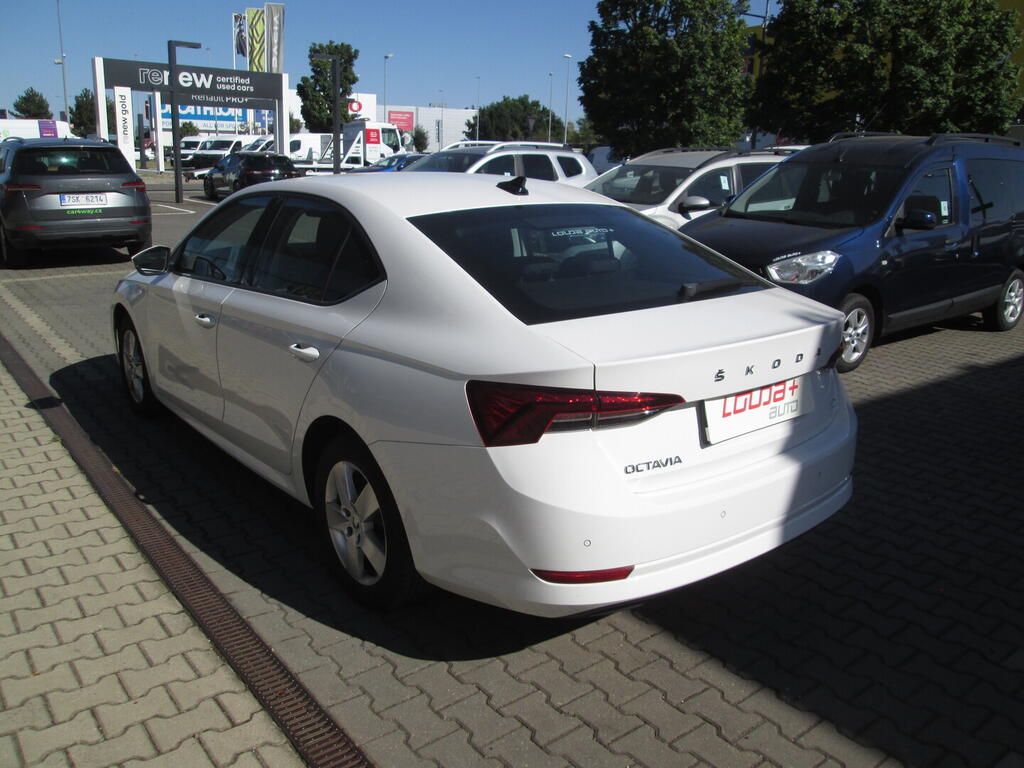 Škoda Octavia, Ambition 1.5 TSI 110 kW - fotka 2