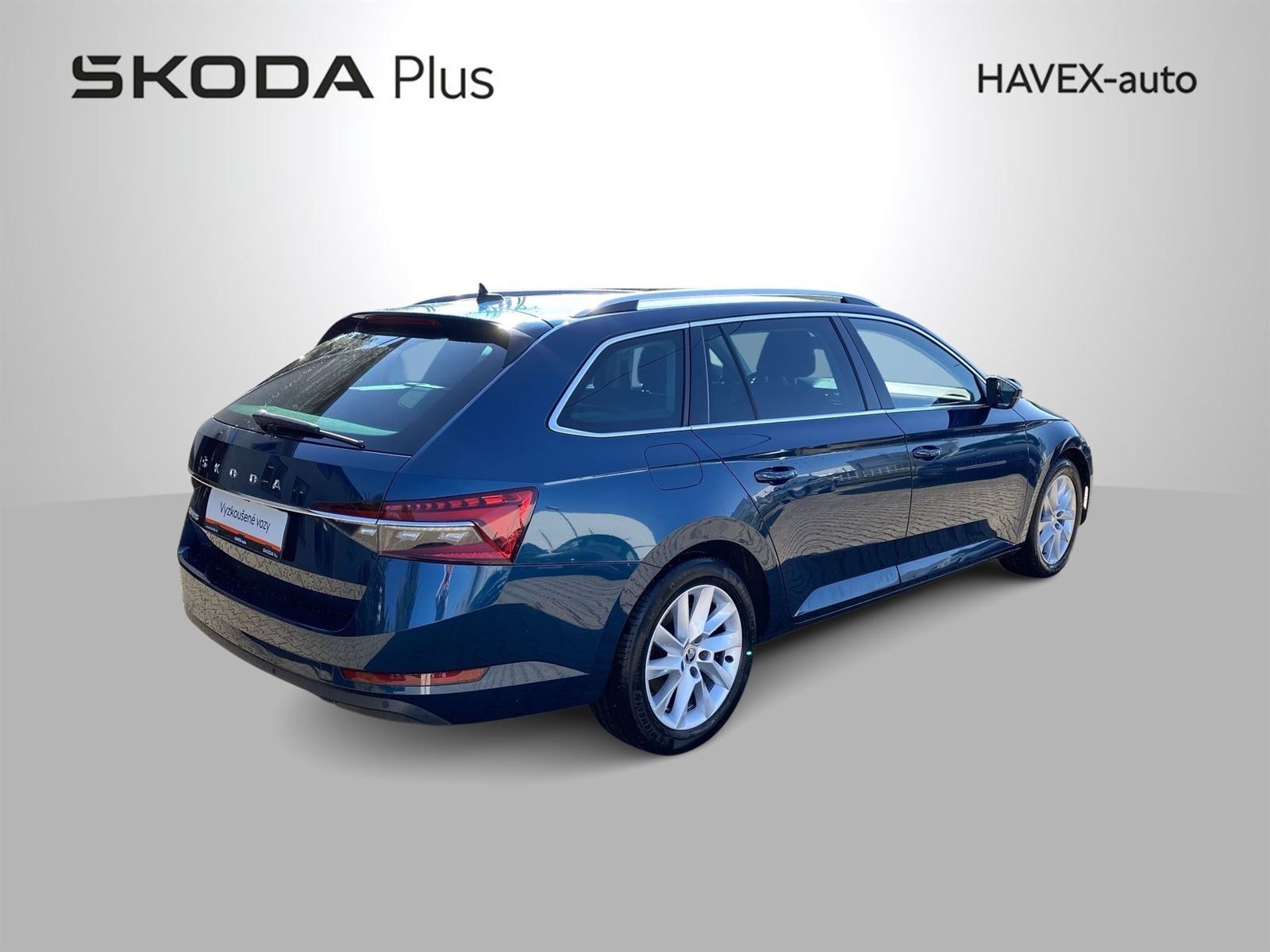 Škoda Superb, Combi 2.0 TDI DSG Style - fotka 2