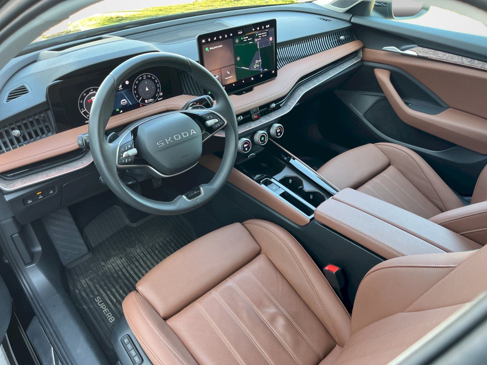 Škoda Superb, 2.0 TDI 110kW L&K DSG - fotka 5