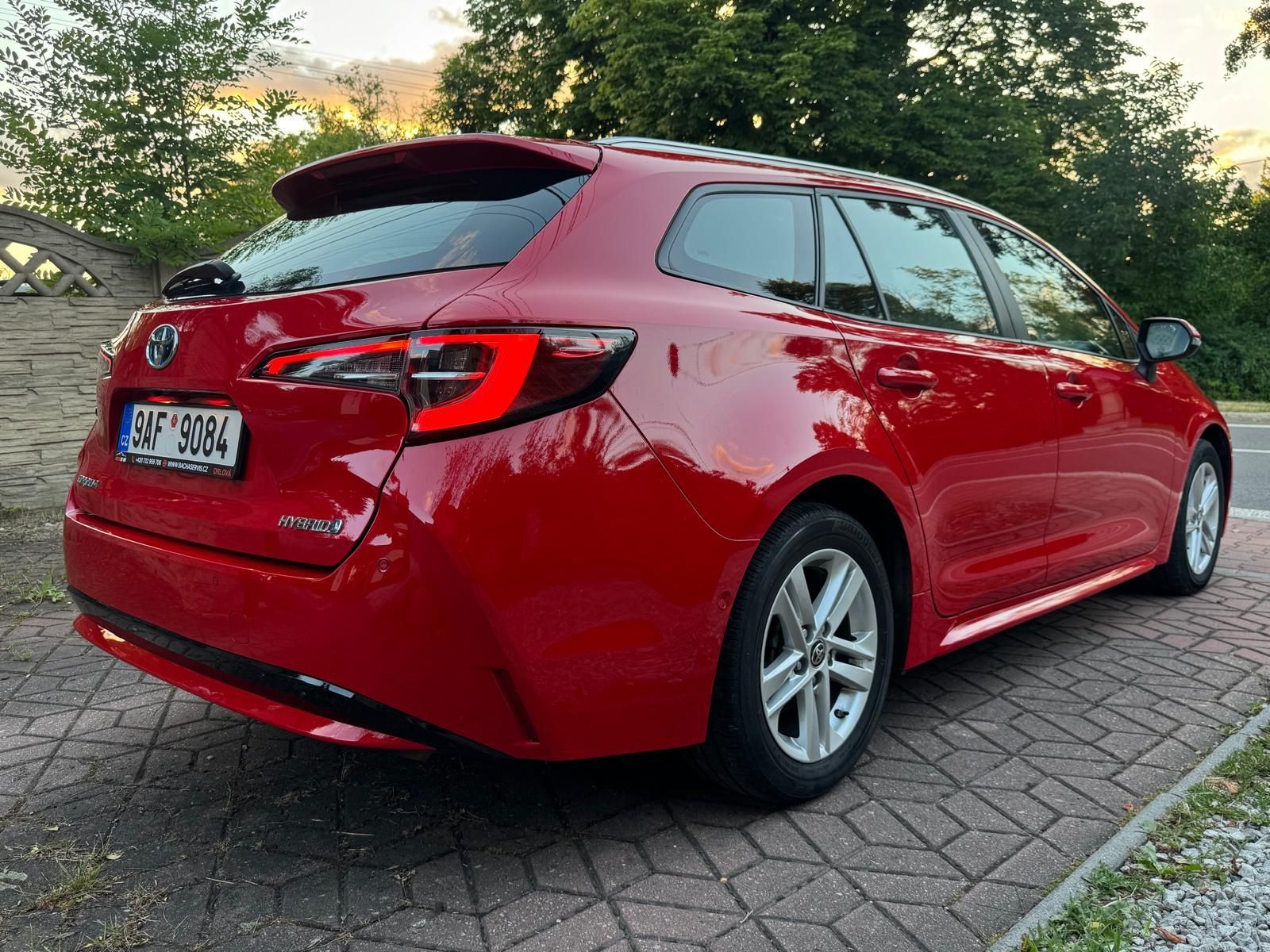 Toyota Corolla, 1.8E-Cvt Comf Sport 1.MAJ.DPH - fotka 6