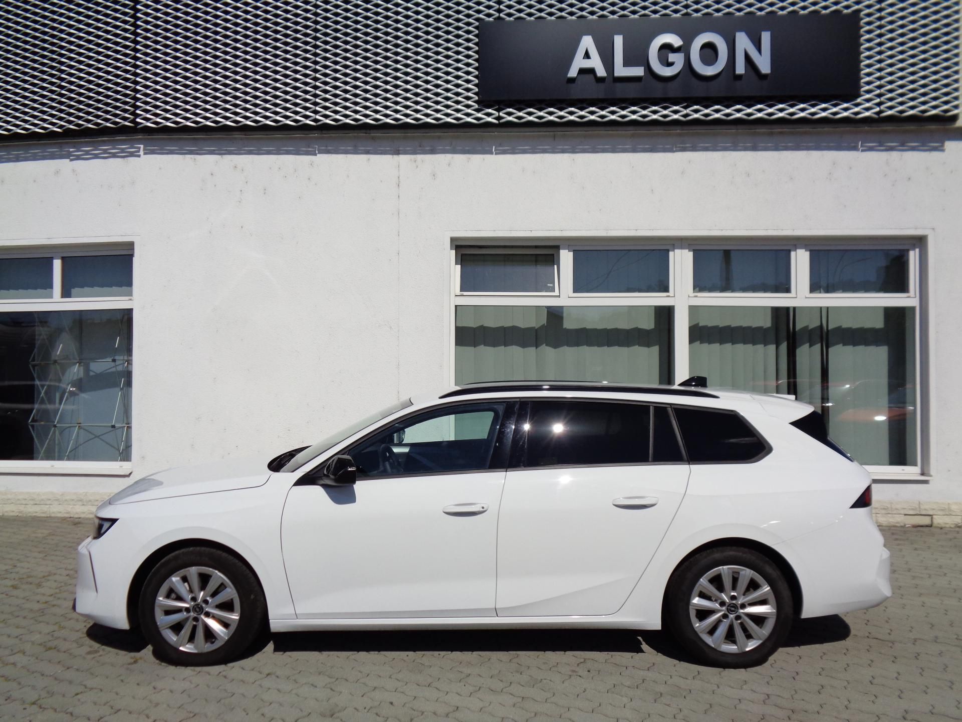 Opel Astra, 1,2T SportsTourer,Edition,Komf