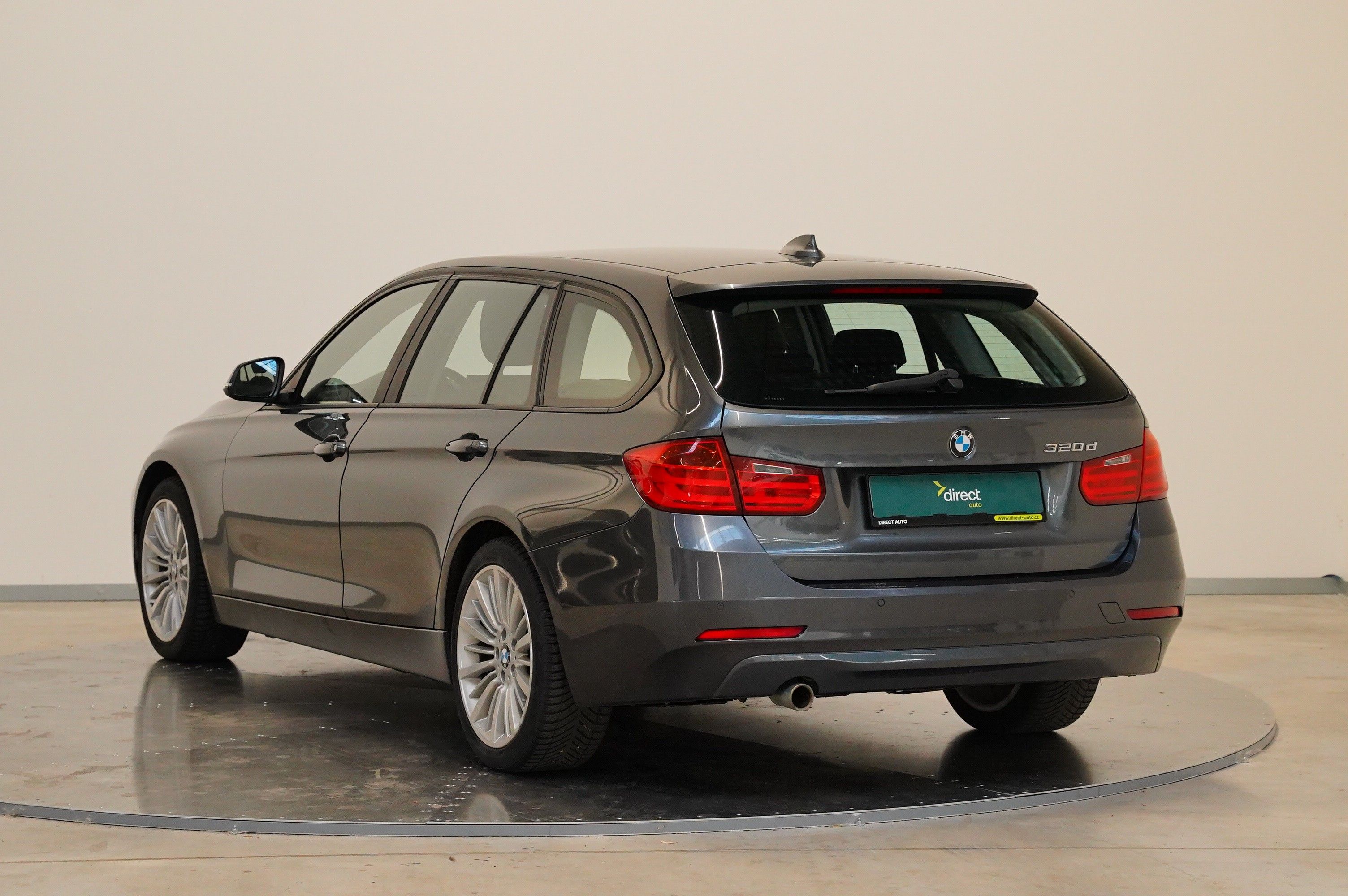 BMW Řada 3, 320d 135 kW - fotka 4