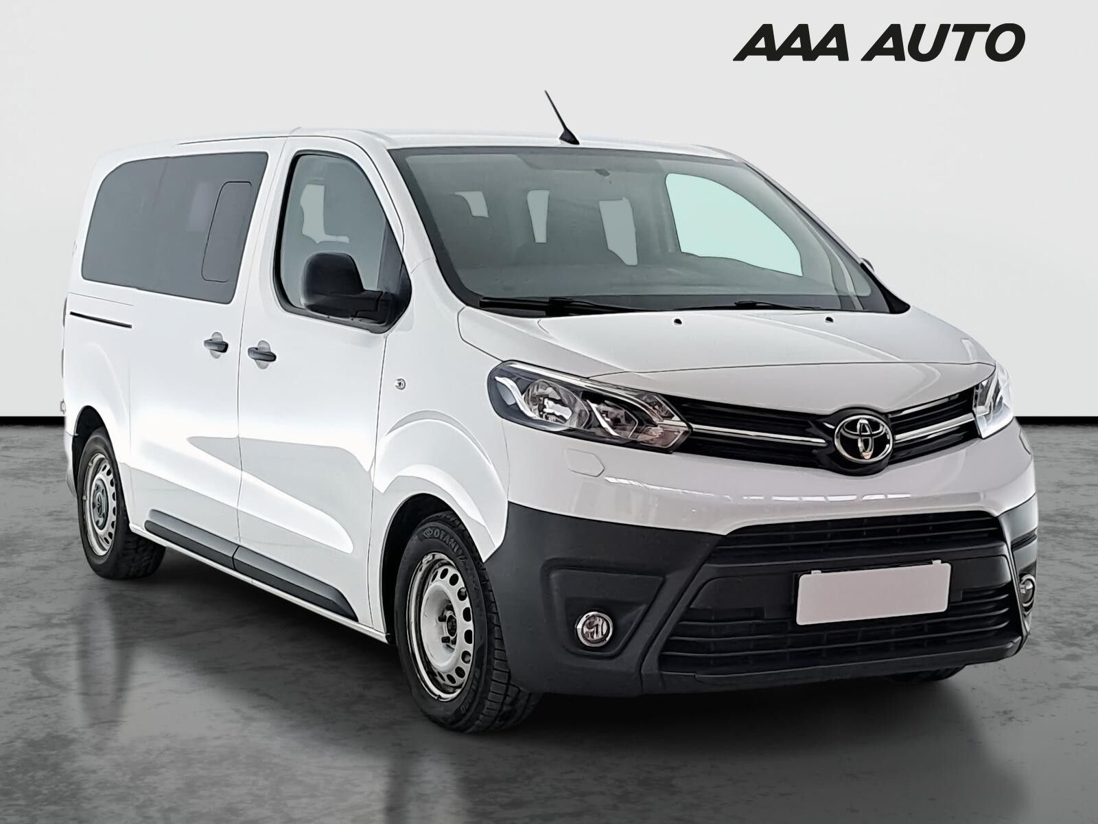Toyota Proace, 2.0 D-4D, Kombi, 9 míst, L1