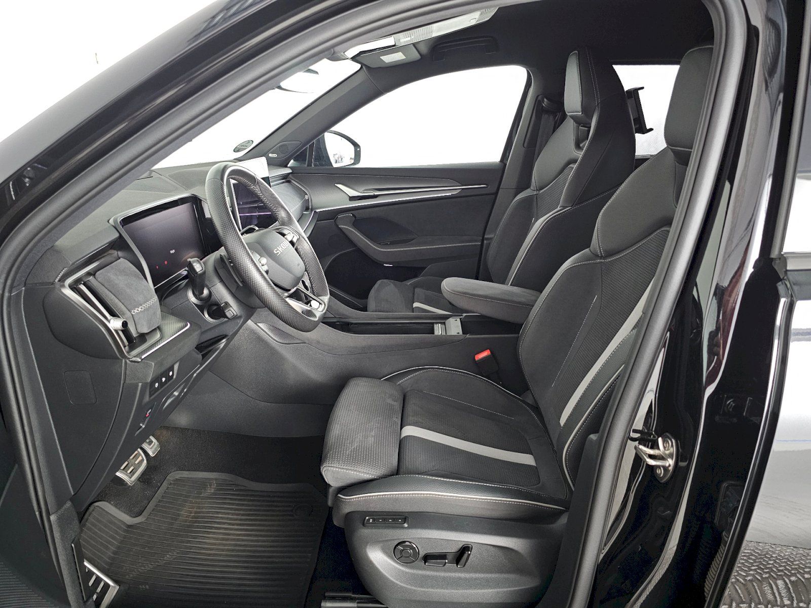 Škoda Kodiaq, 2.0TDi 142kW 4X4 SPORTLINE 7S - fotka 6