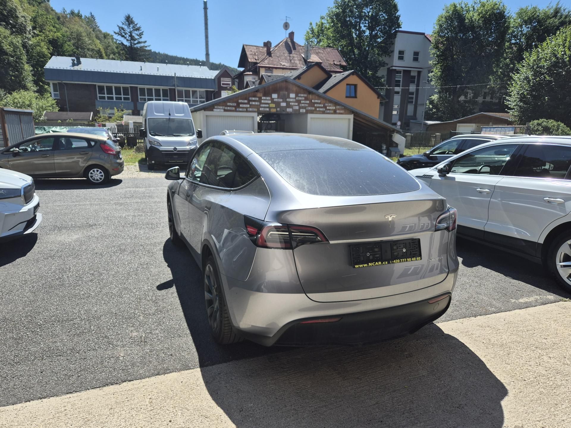 Tesla Model Y, LONG RANGE DUAL MOTOR TZ 94% - fotka 2
