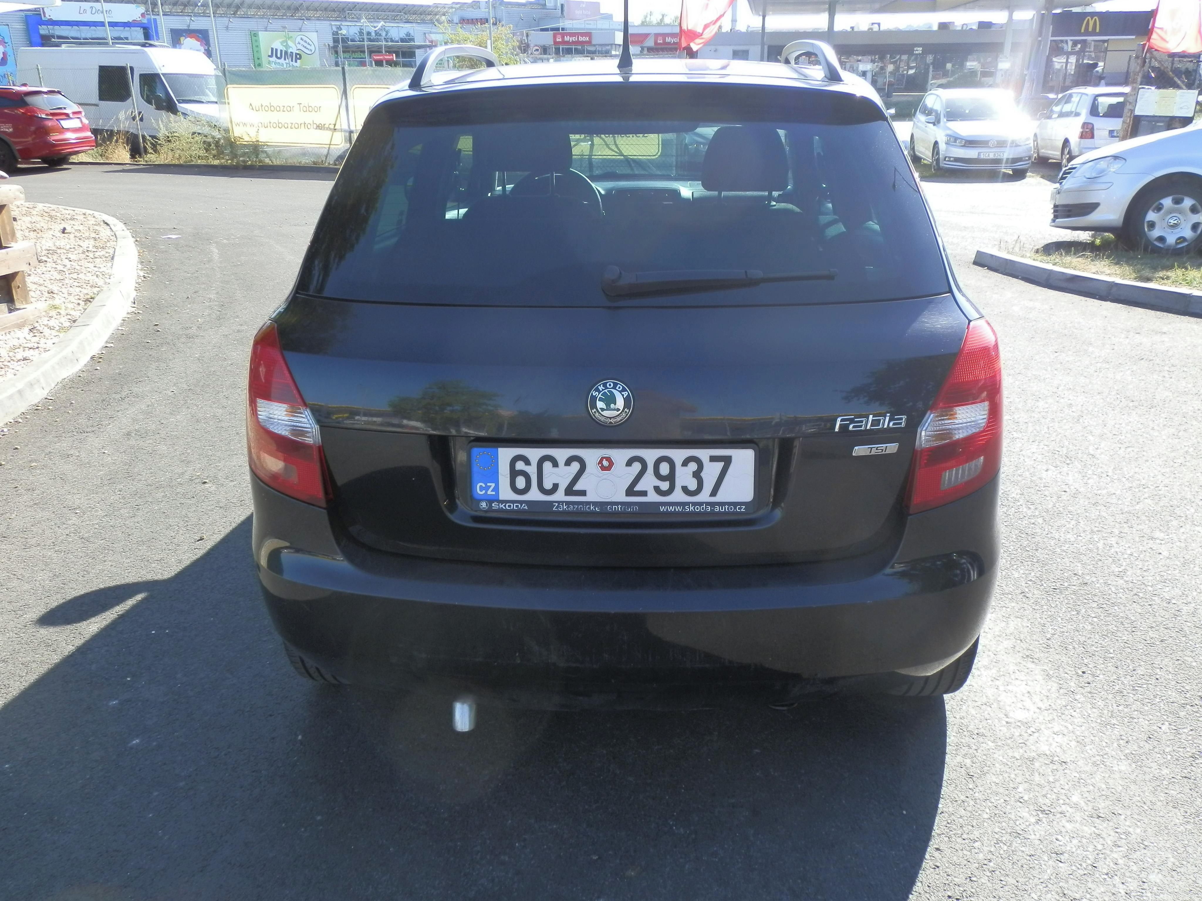 Škoda Fabia, 1,2 TSi - 1.maj.,prav. servis - fotka 6