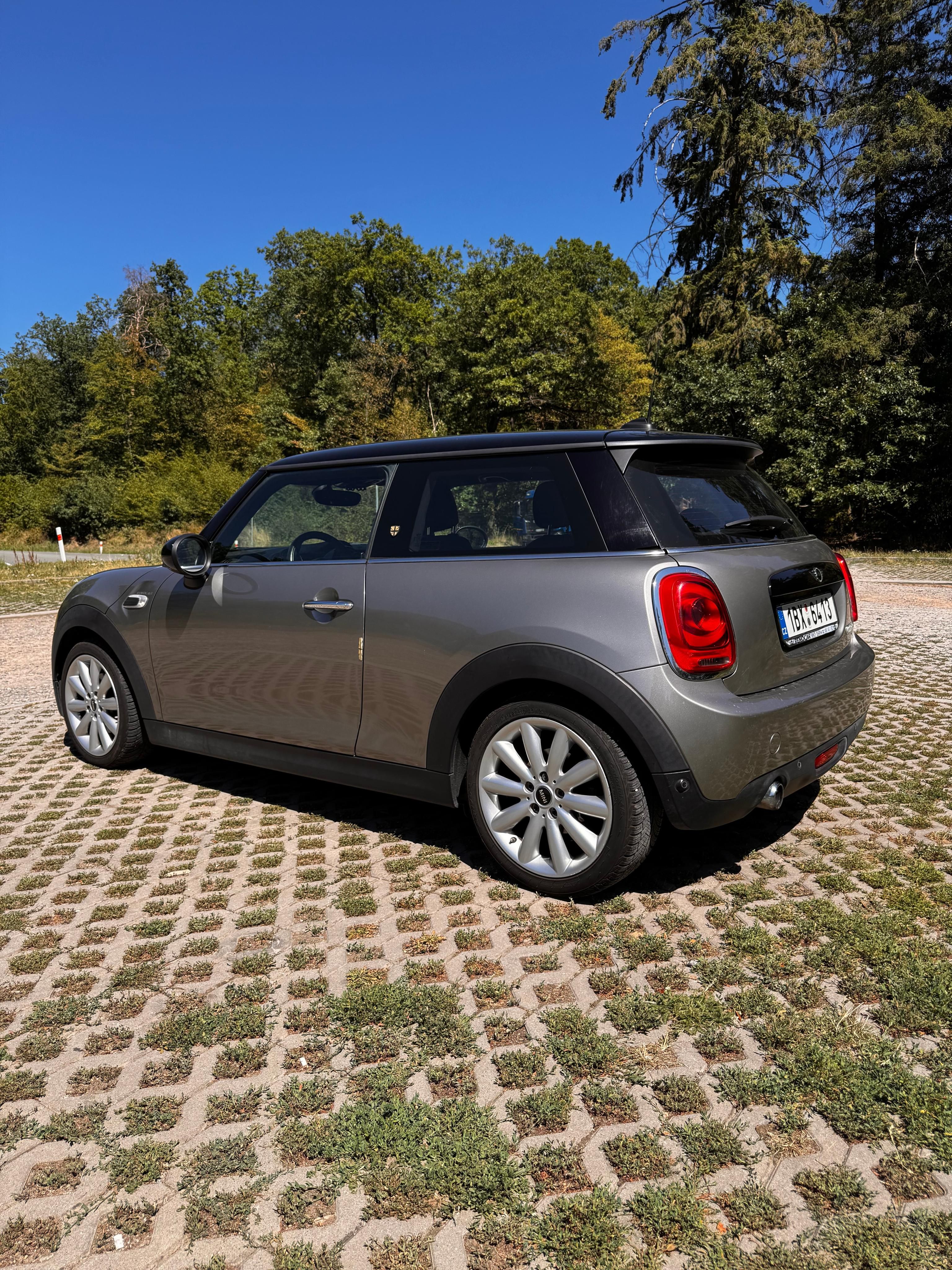 Mini Cooper, D 1,5 D NAVI, koupeno v ČR - fotka 4