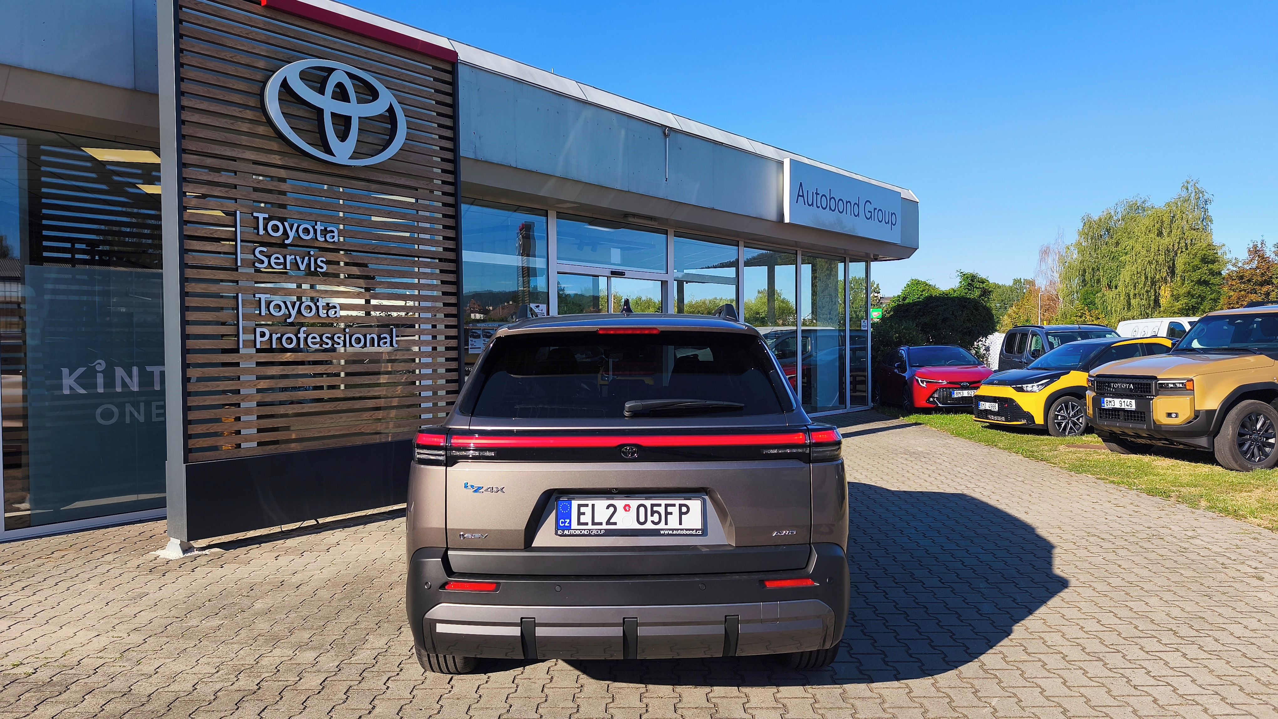 Toyota bZ4X, BZ4X Touring 4x4 EXECUTIVE - fotka 5