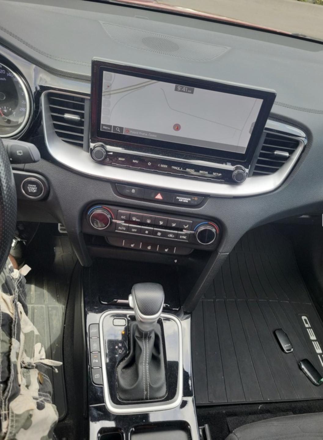 Kia Cee´d, 1.5T-GDi 118kW GT LINE AUTOMAT - fotka 6