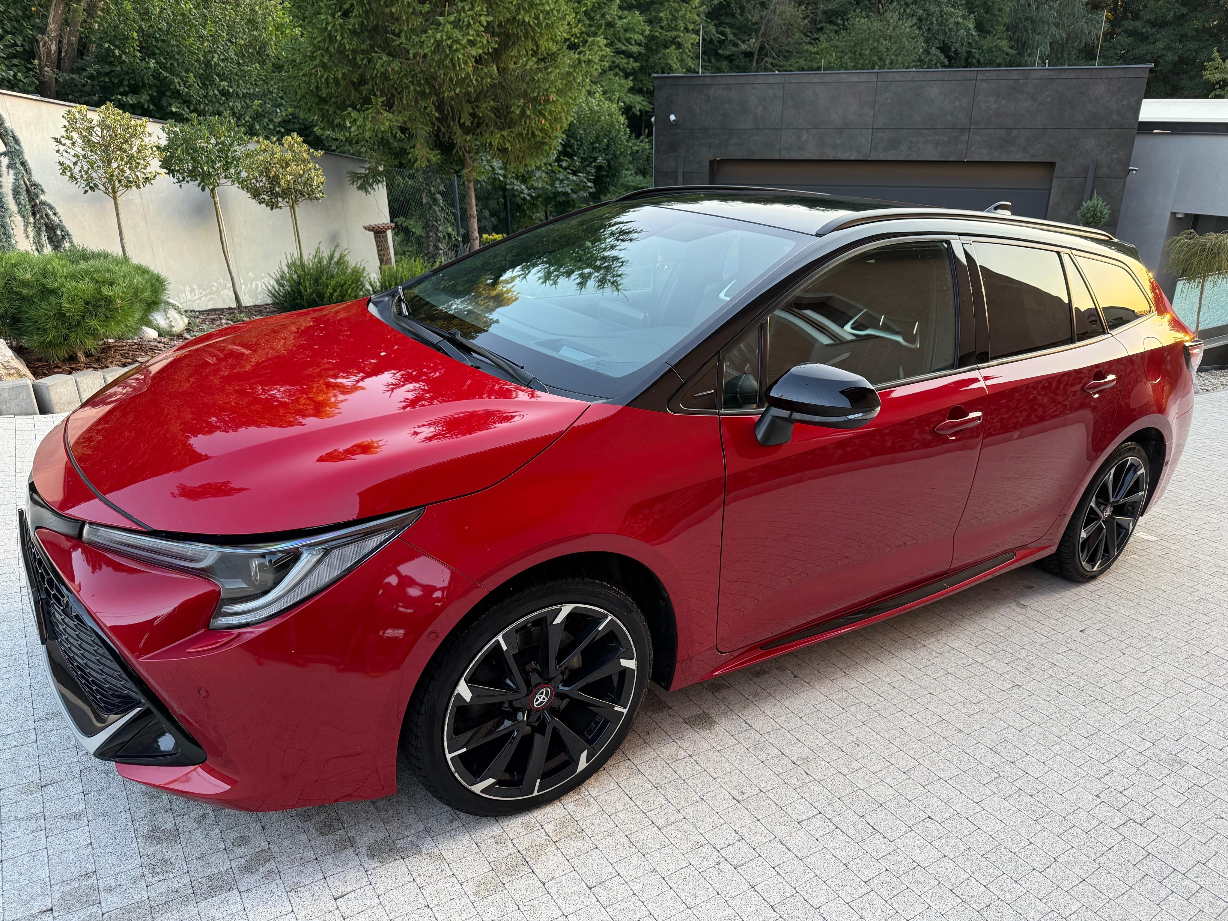 Toyota Corolla, Toyota Corolla GR 2.0 Hybrid - fotka 2