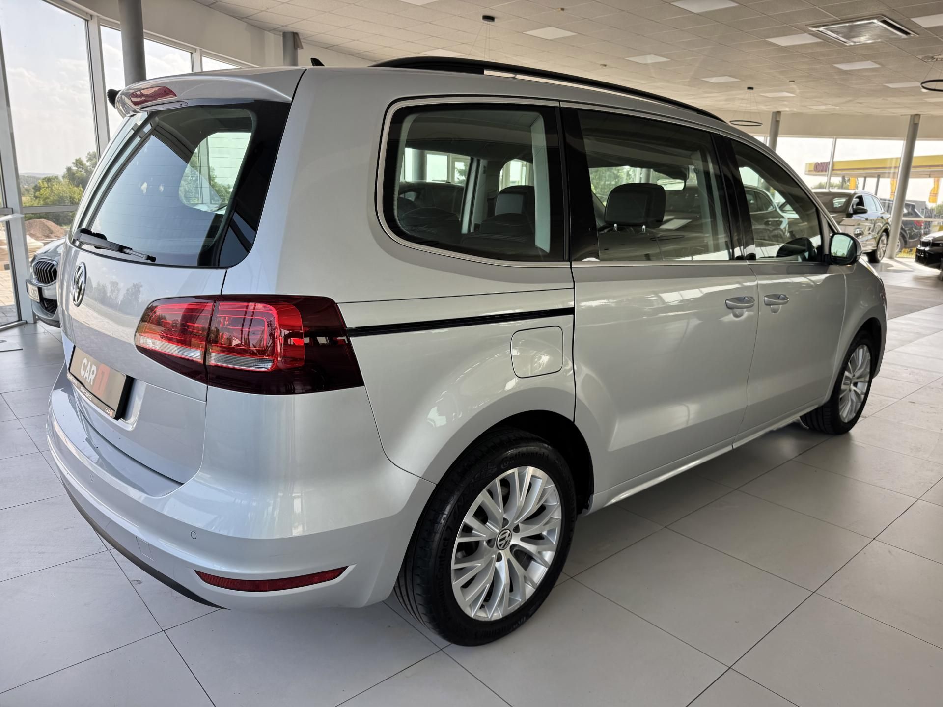 Volkswagen Sharan, 2,0TDI 110kW*DSG*Tažné*DPH - fotka 5