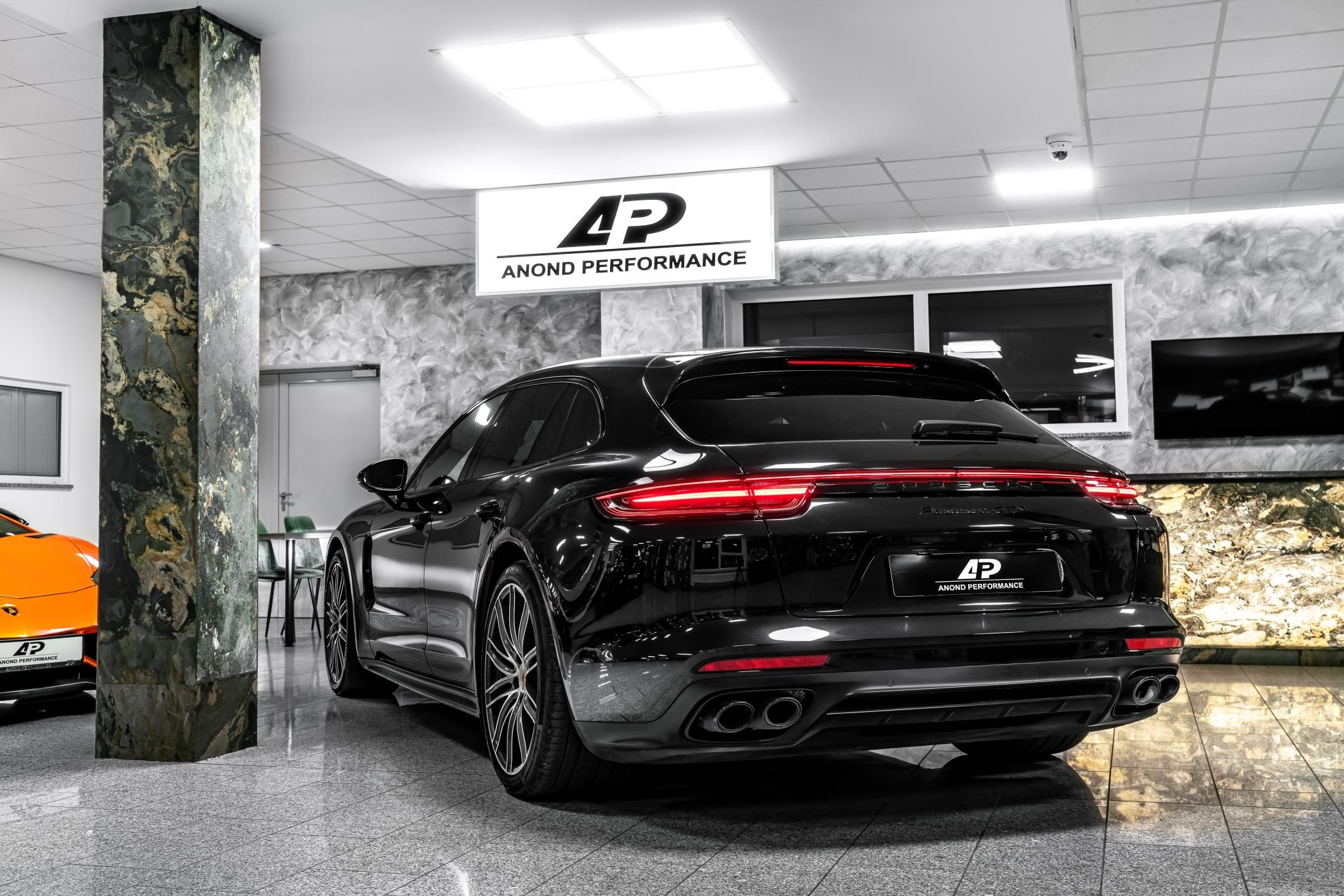 Porsche Panamera, GTS PDLS+/BOSE/HUD/PASM/PANO/ - fotka 4