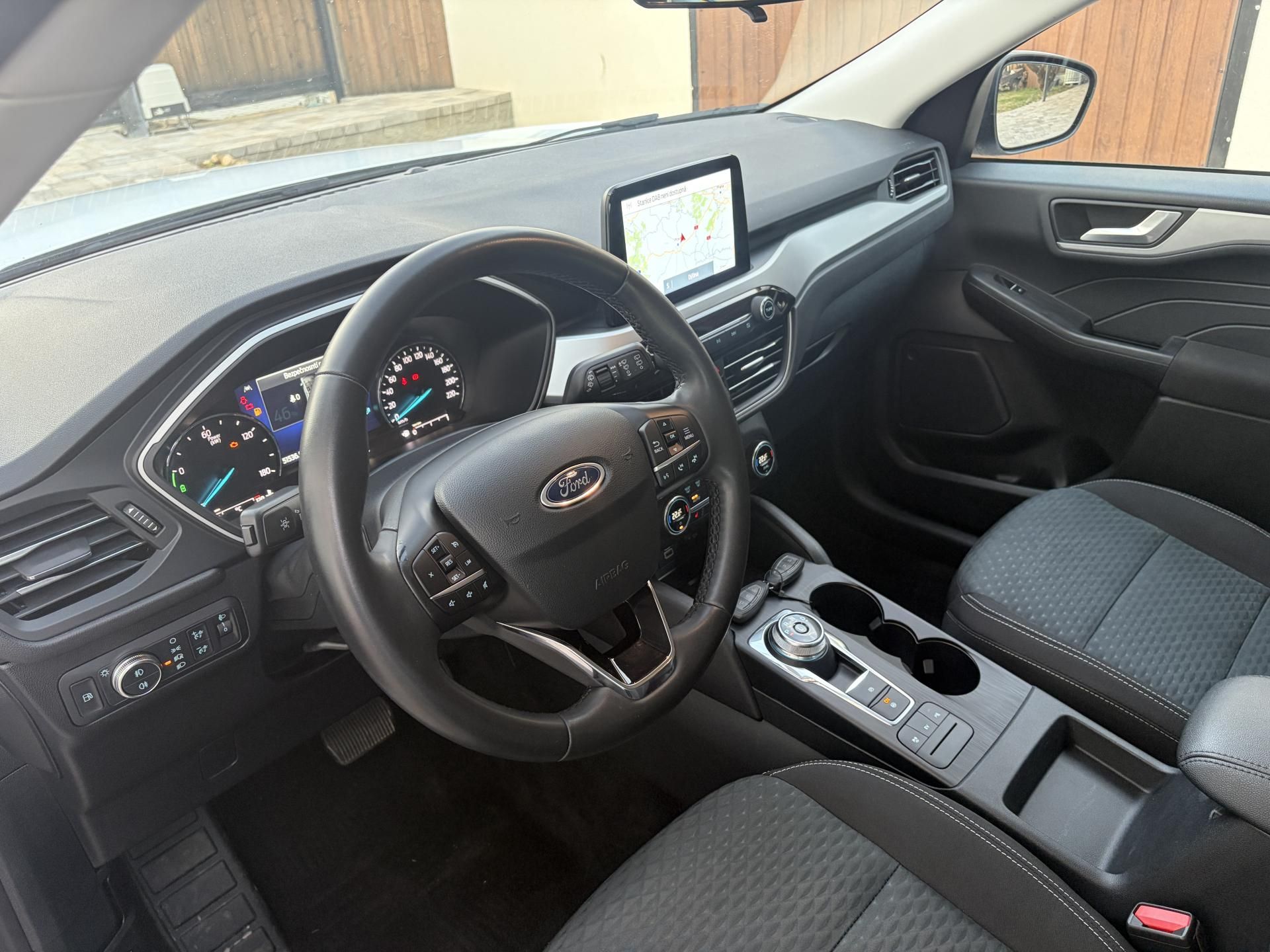 Ford Kuga, 2.5, PHEV, 50 tkm 11/22 - fotka 6