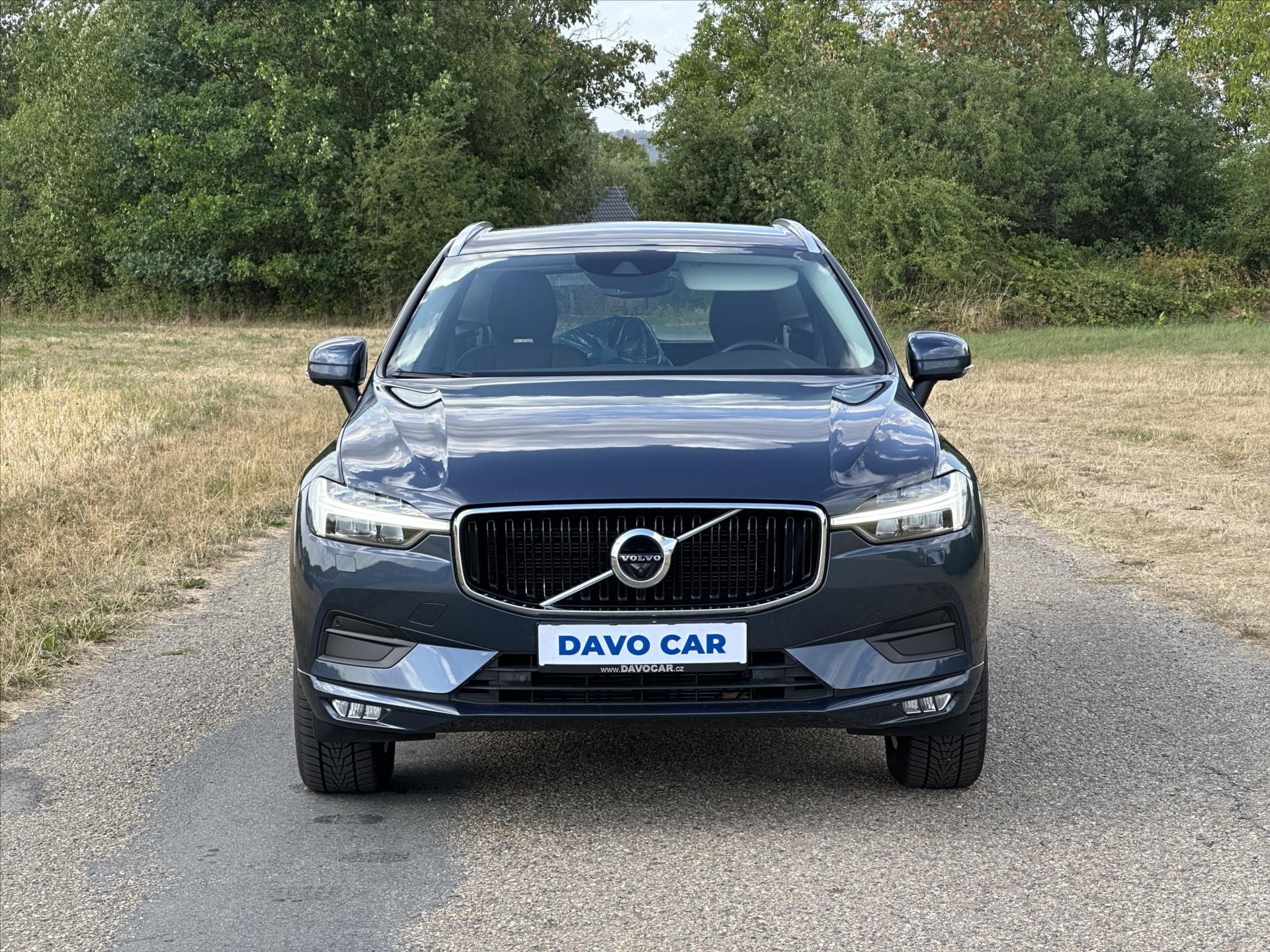 Volvo XC60, 2,0 145 kW D4 AWD Momentum - fotka 2