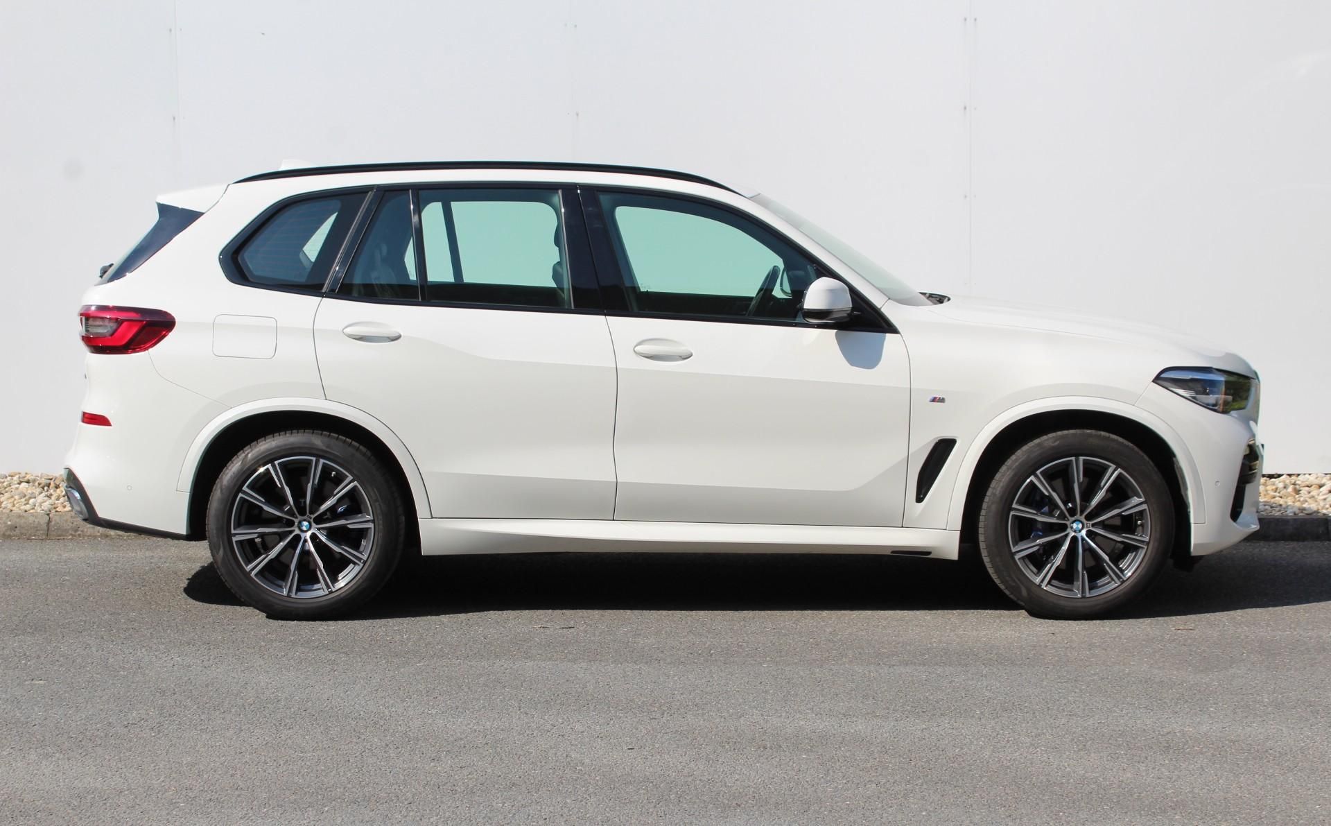 BMW X5, xDrive30d - fotka 3