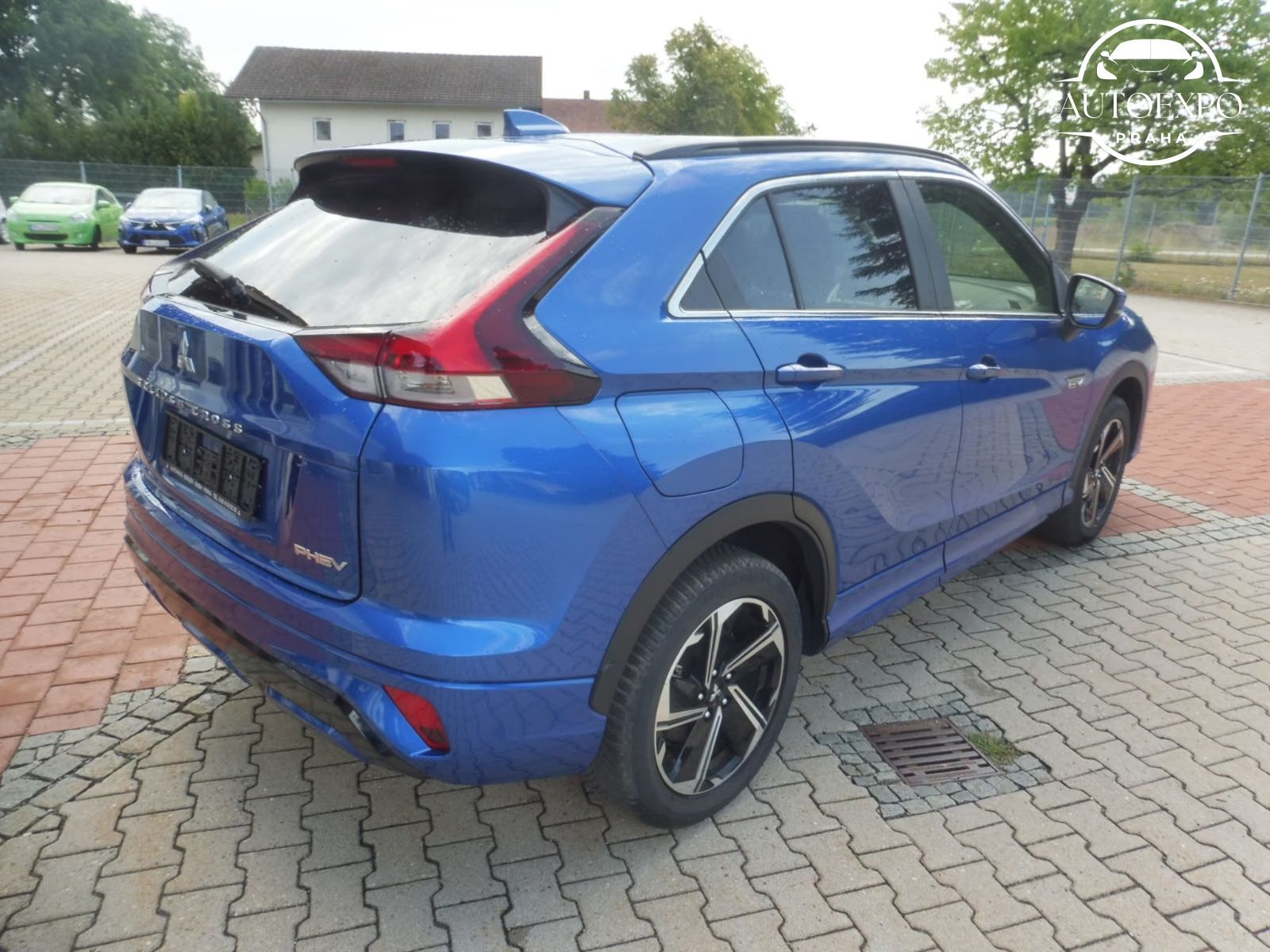 Mitsubishi Eclipse Cross, 2,4 PHEV Plus Select 4 WD - fotka 6