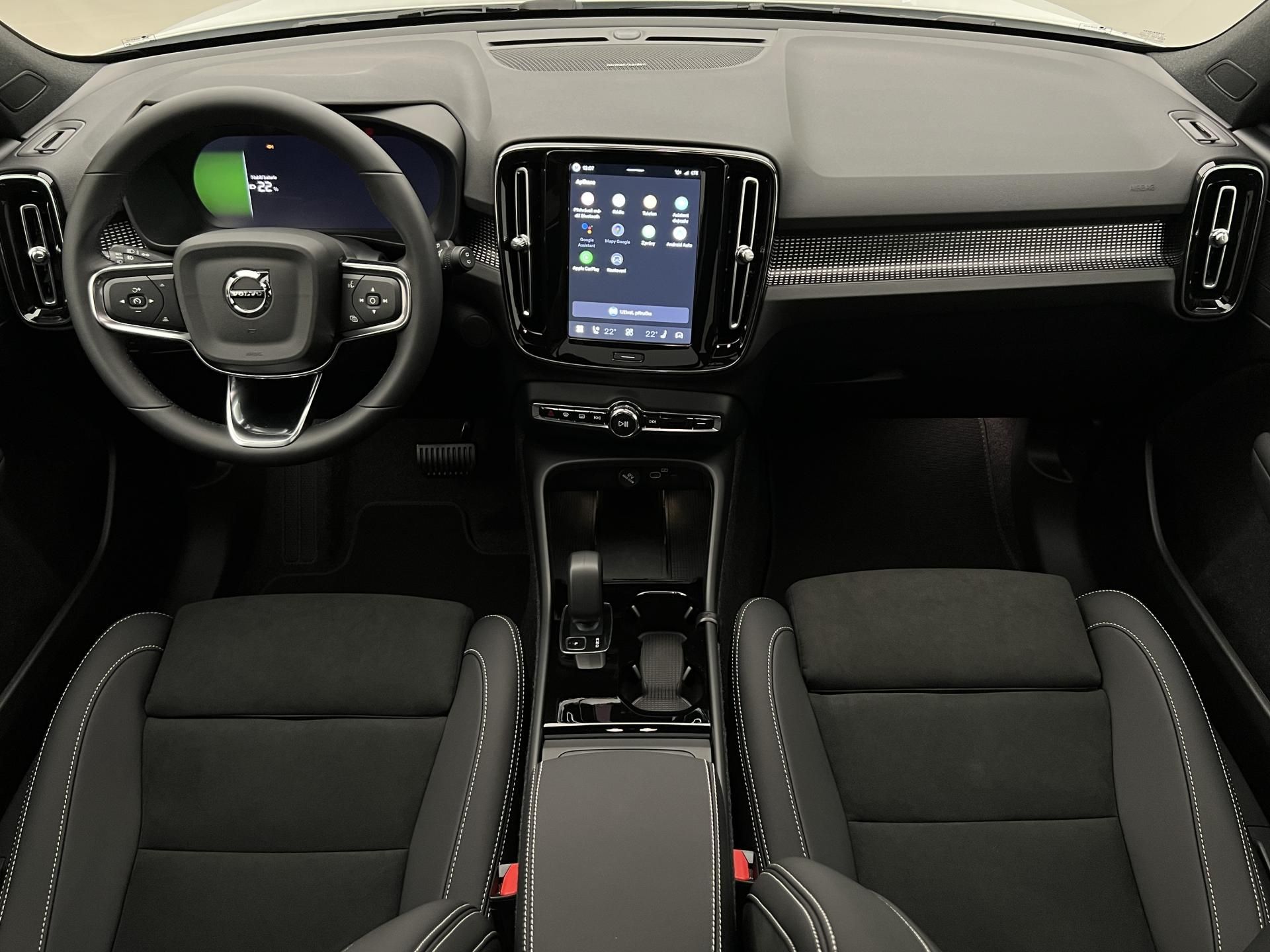 Volvo EX40, TWIN AWD BLACK EDITION ULTRA - fotka 2