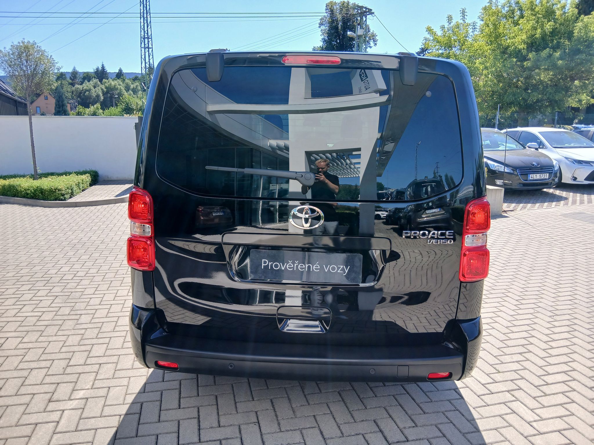Toyota Proace Verso, 2.0 177k L2 Family Webasto 8AT - fotka 5