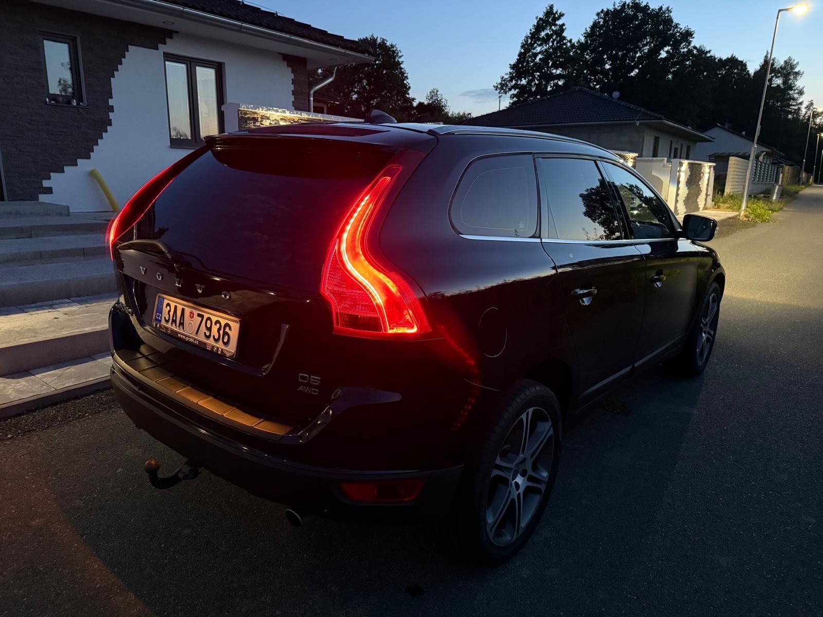Volvo XC60, 2,4 tdi 158kw - fotka 6