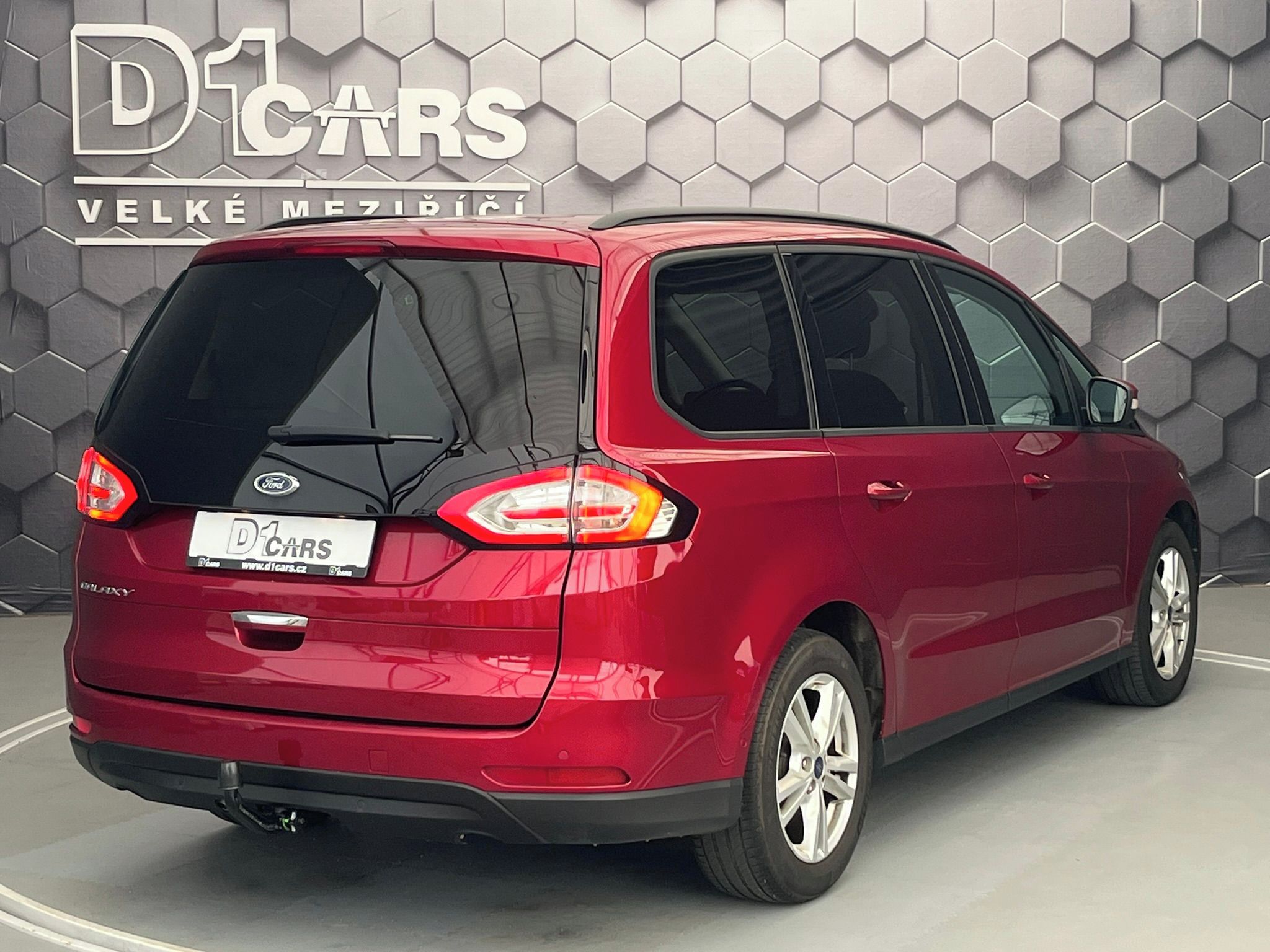 Ford Galaxy, 110 kW, tažné, 7 míst, po serv - fotka 5