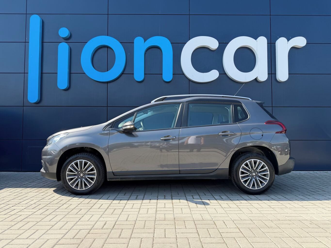 Peugeot 2008, ACTIVE, 82k, ČR, Autoklima - fotka 4