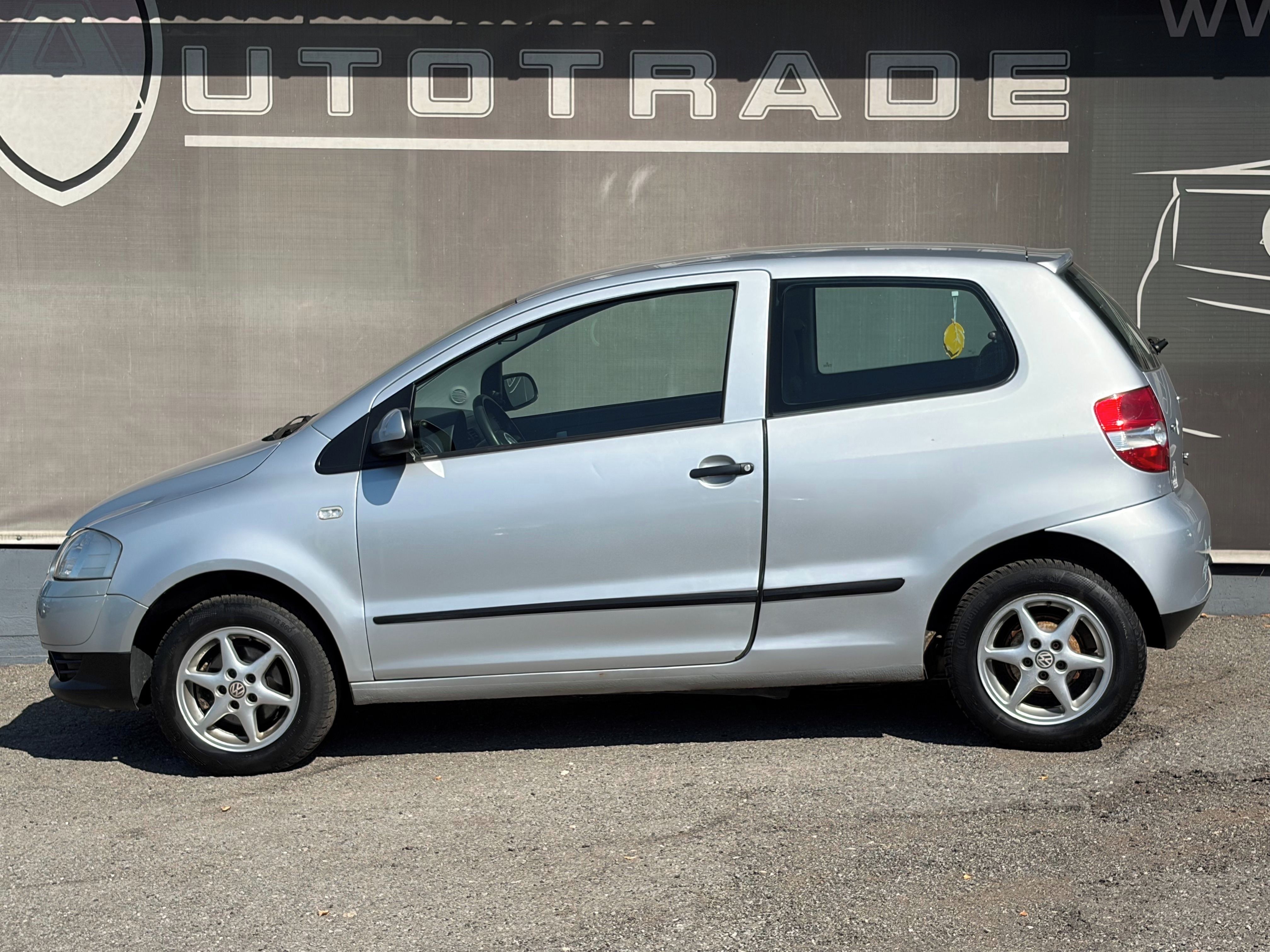Volkswagen Fox, 1.4i 55kW, STK 7/2028 - fotka 2