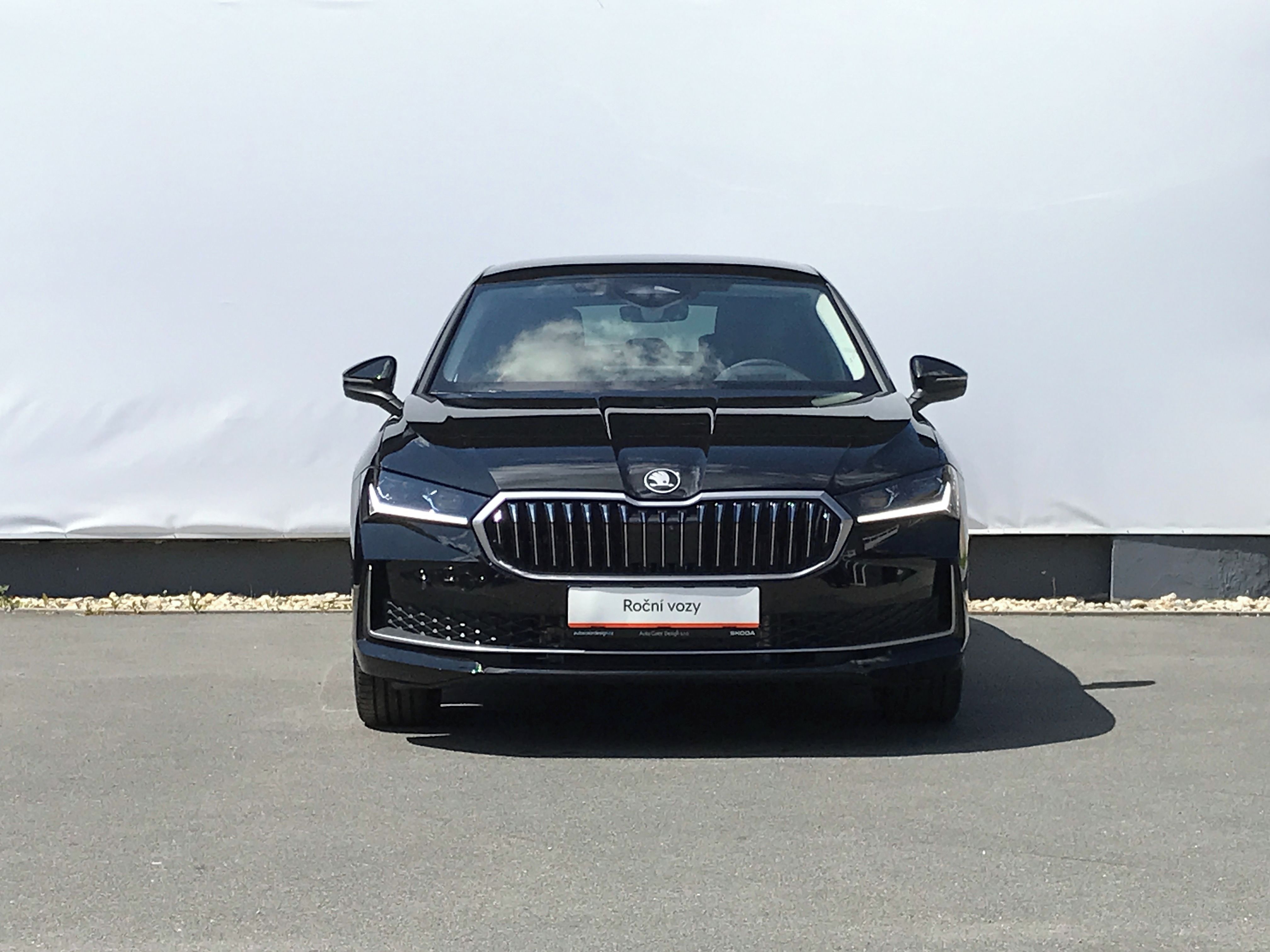 Škoda Superb, 4x4 142kW 7°DSG L&K+TAŽNÉ+DCC - fotka 4