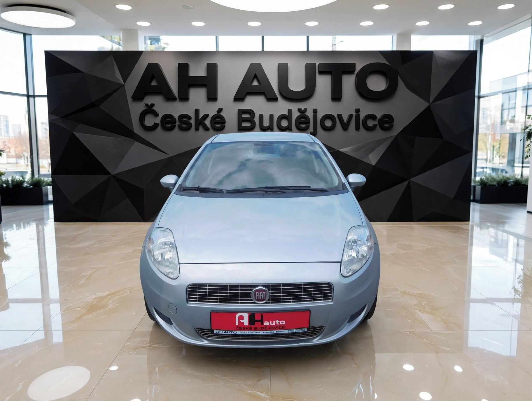Fiat Grande Punto, 1.3 Multijet, 55 kW, Klima - fotka 6