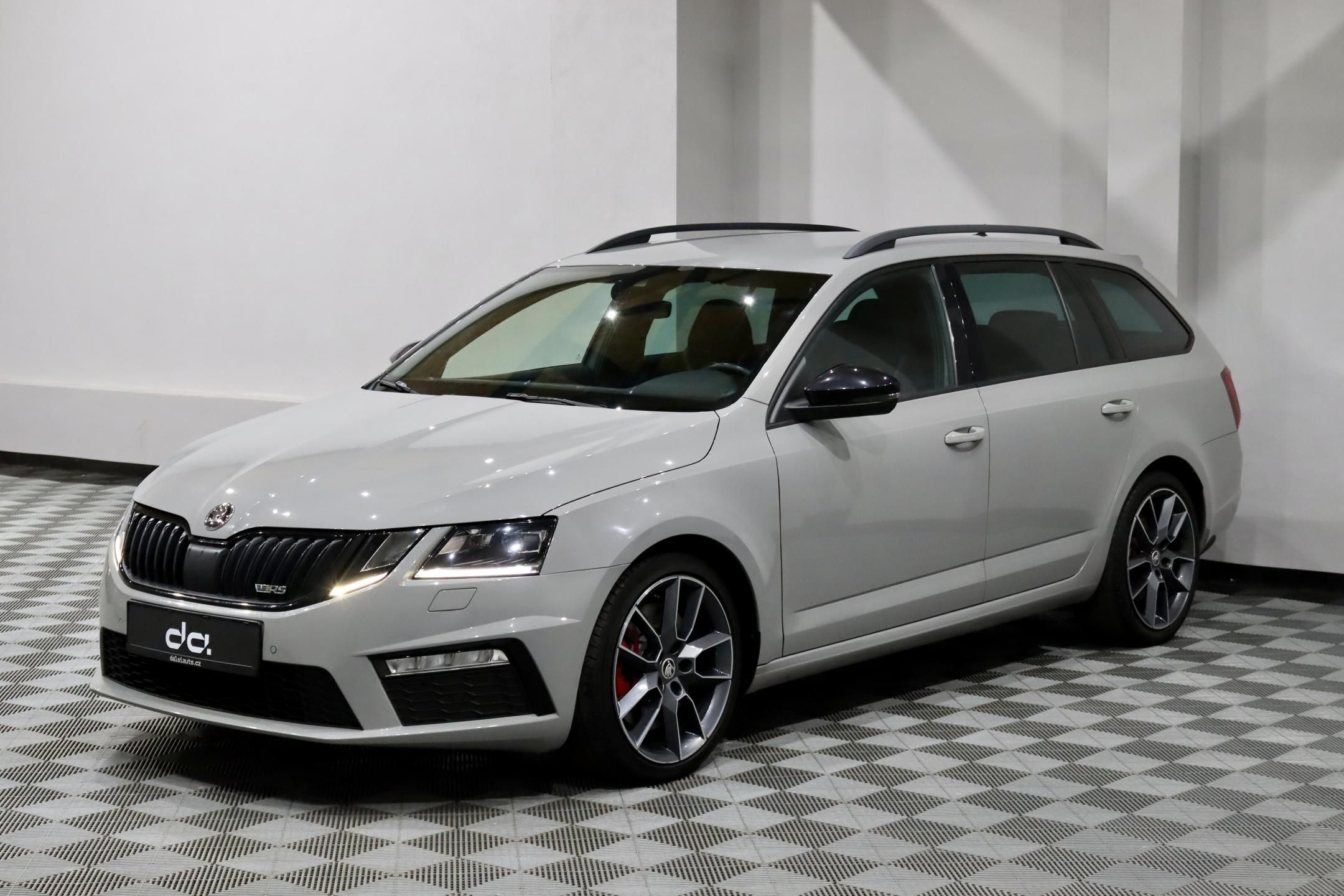 Škoda Octavia, 3 FL 2.0 TSI 180 kW DSG RS
