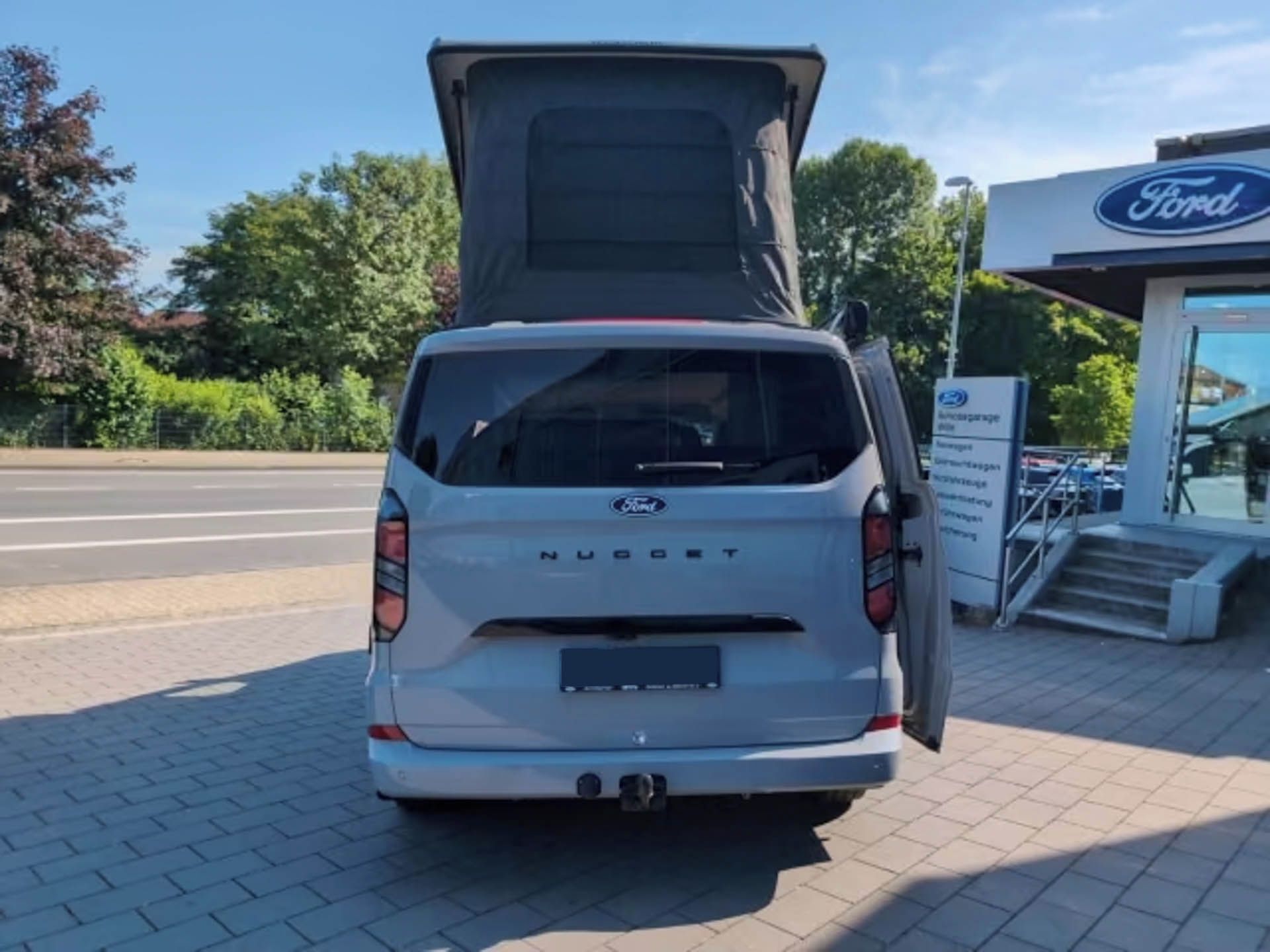 Ford Tourneo Custom, Nugget Titanium 320 L1 Automat - fotka 4