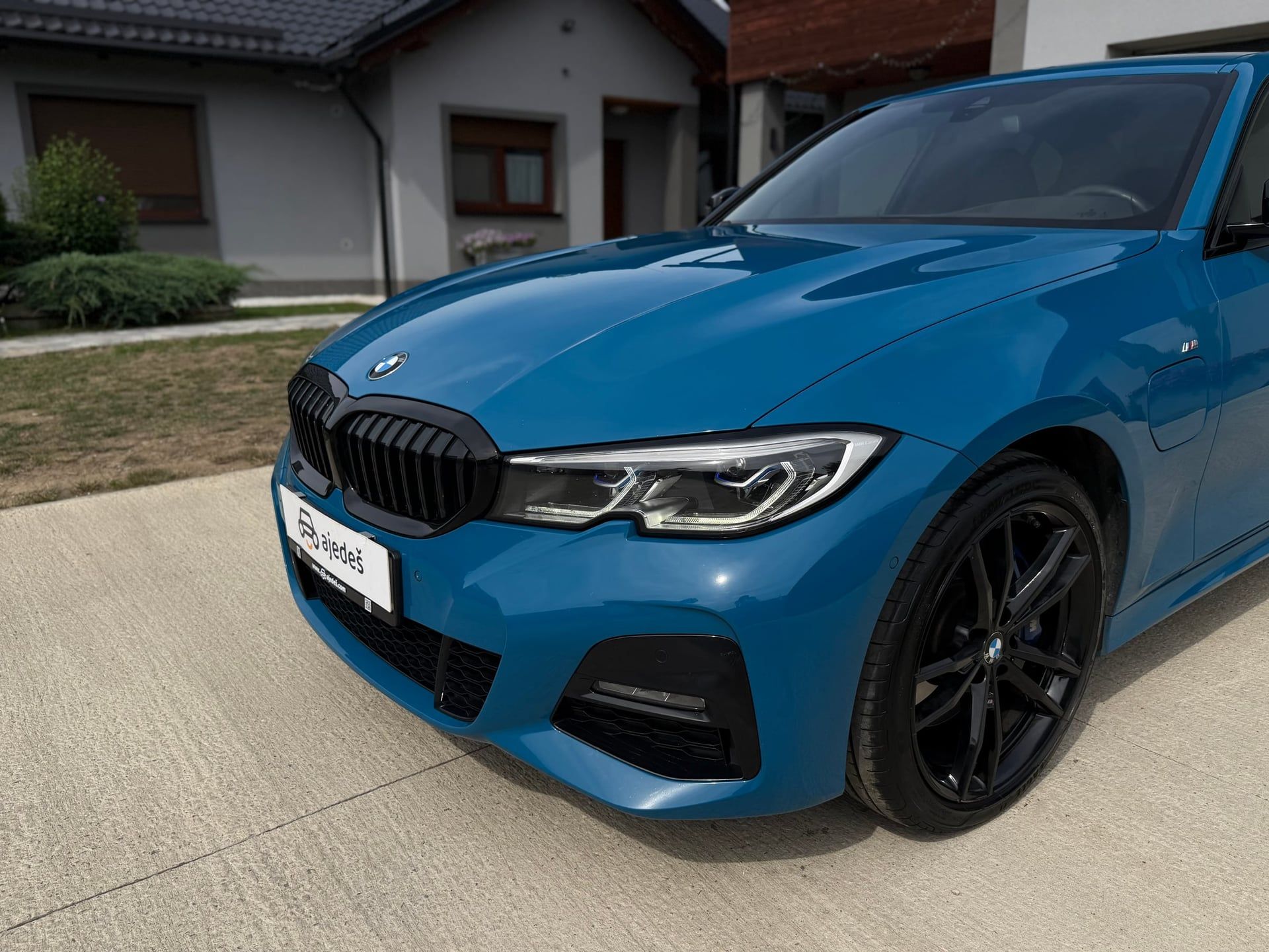 BMW Řada 3, 330e/Individual/záruka/G20 - fotka 2