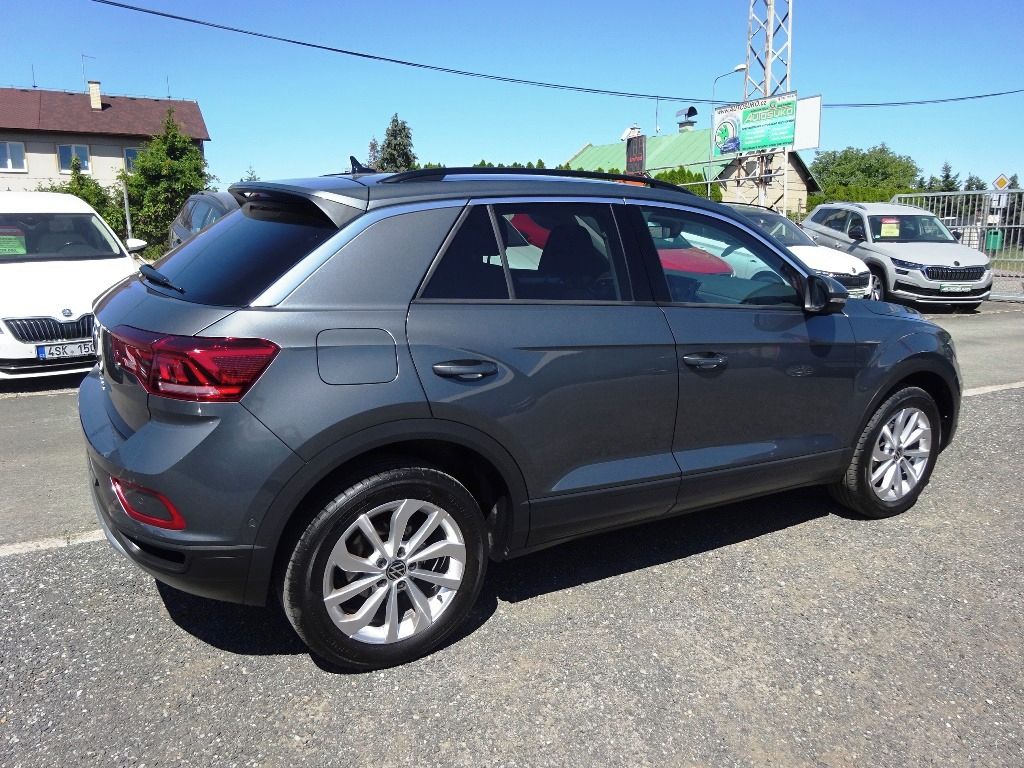 Volkswagen T-Roc, 2024-VIRTUAL,FULL LED,NAVI-1.M - fotka 6