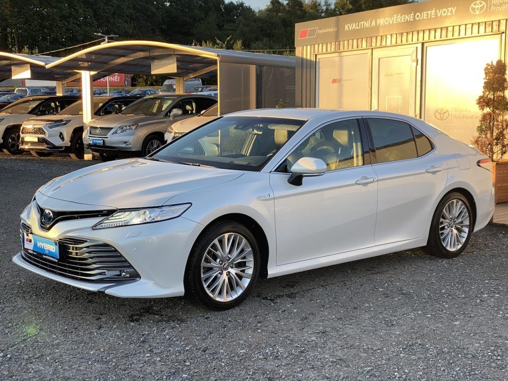 Toyota Camry, 2.5HSD, ČR, Executive VIP, JBL - fotka 4