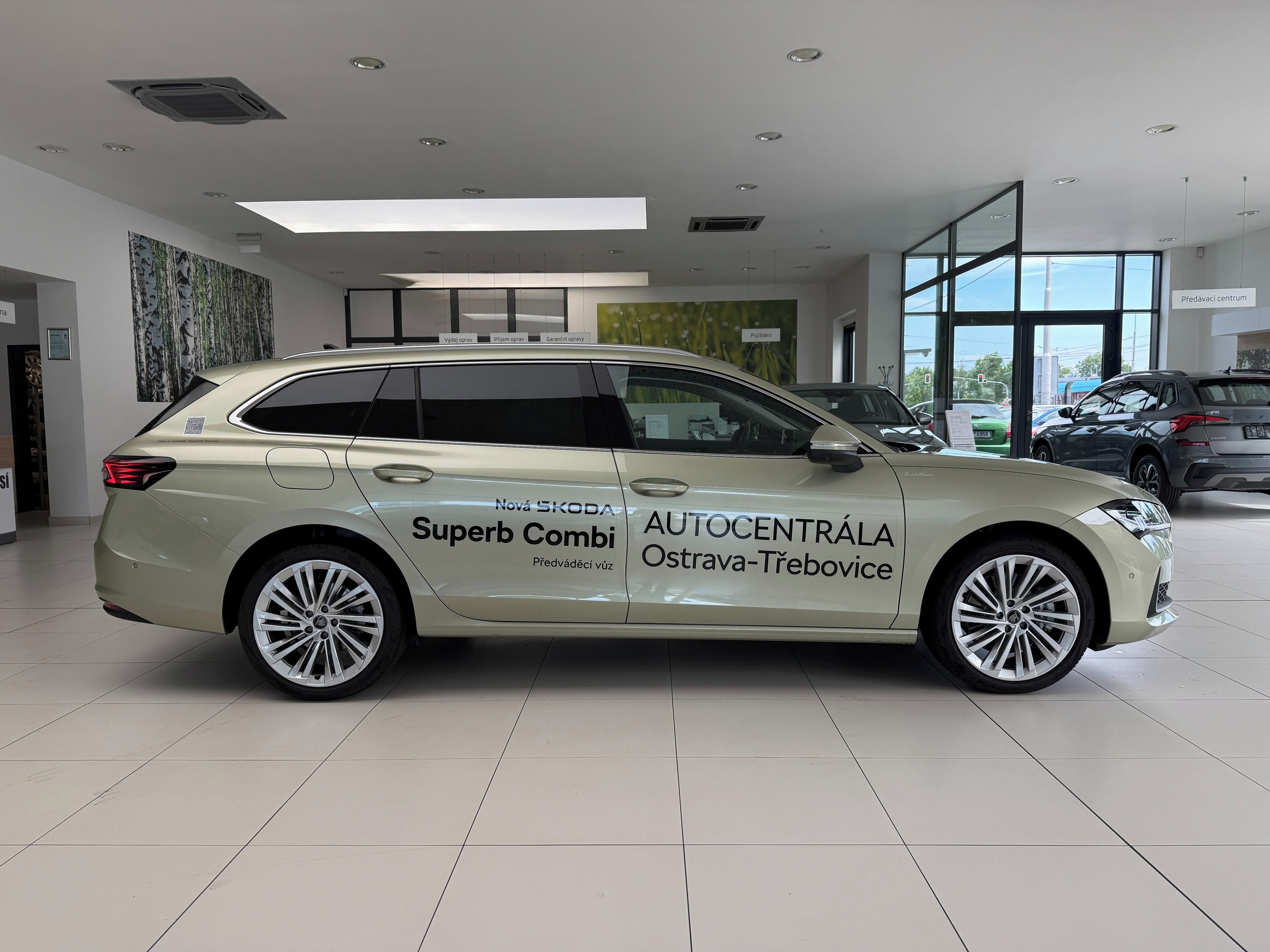 Škoda Superb, DSG 2,0 TDI / 142 kW L&K - fotka 6