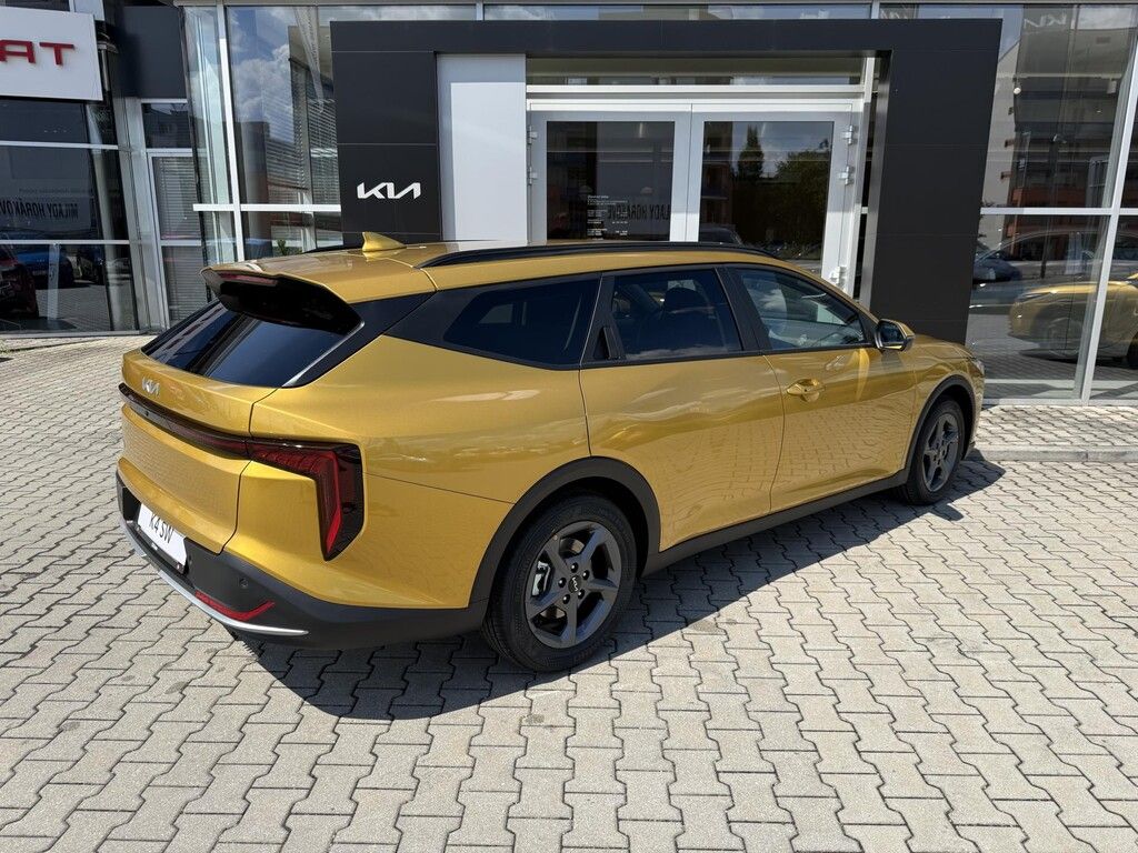 Kia K4, 1,6 T-GDi 7DCT 110 kW EXCLUSIV - fotka 3