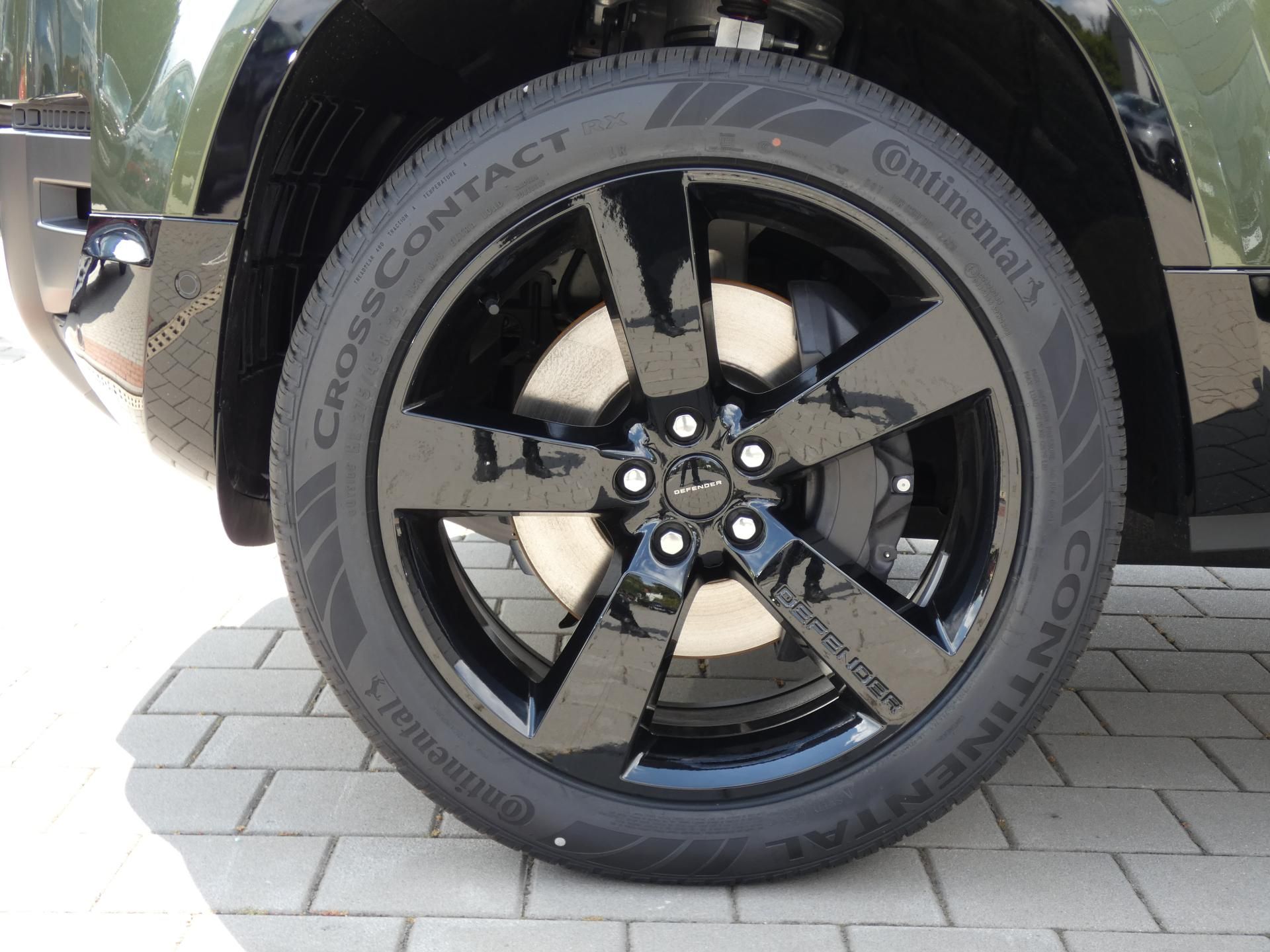 Land Rover Defender, 110 X-Dynamic SE P425 - fotka 2