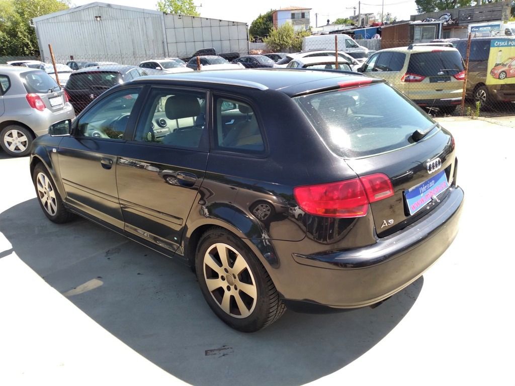 Audi A3, SPORTBACK 2.0 TDI KLIMA - fotka 6