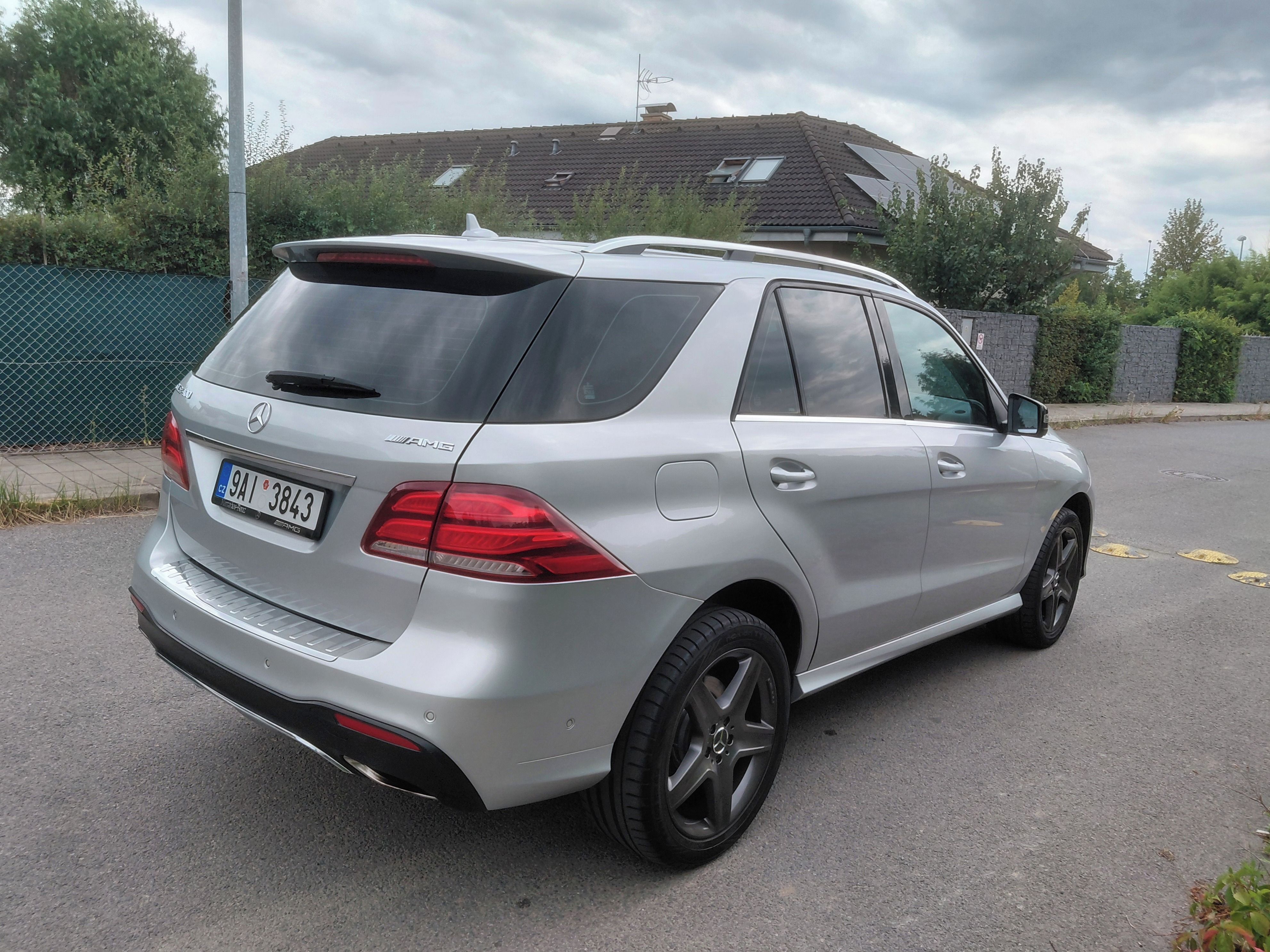 Mercedes-Benz GLE, 400 4Matic,9G-Tronic,AMG-Paket - fotka 6