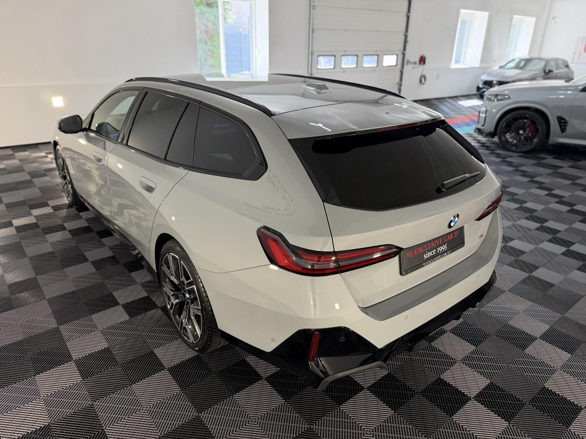 BMW Řada 5, BMW 540d xDrive M-Sport,tažné - fotka 6