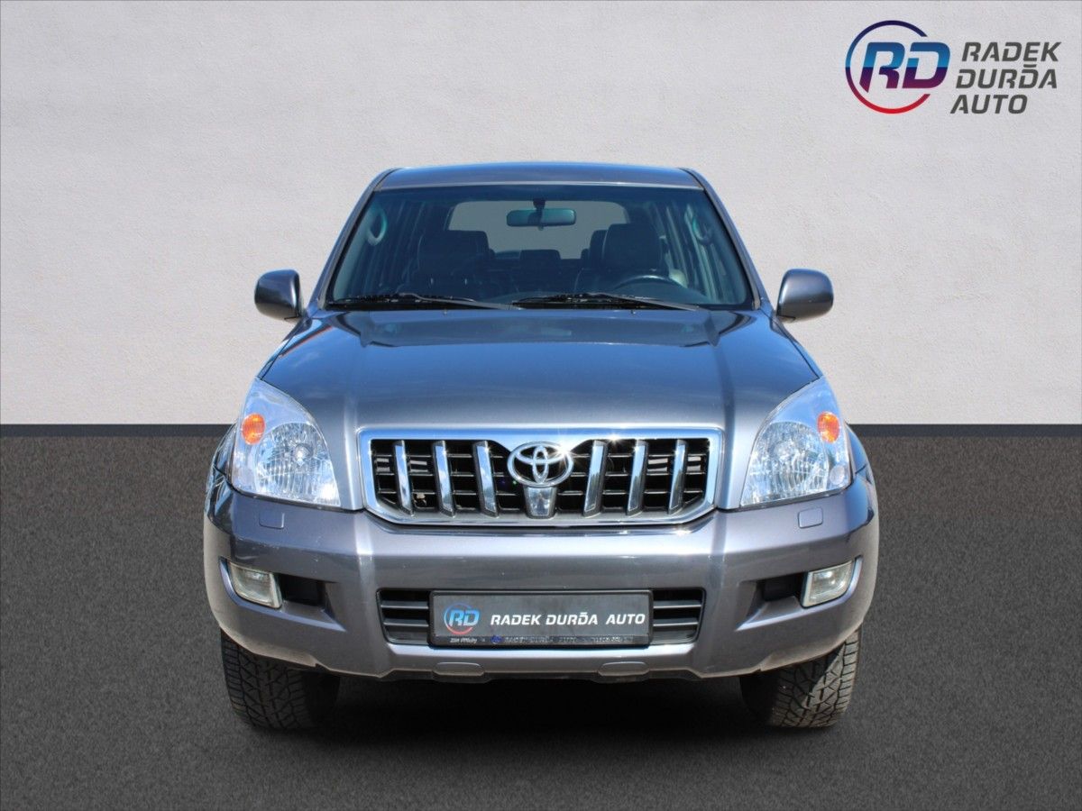 Toyota Land Cruiser, 3,0 D-4D  ČR,4x4,AUTOMAT,8MÍST - fotka 2
